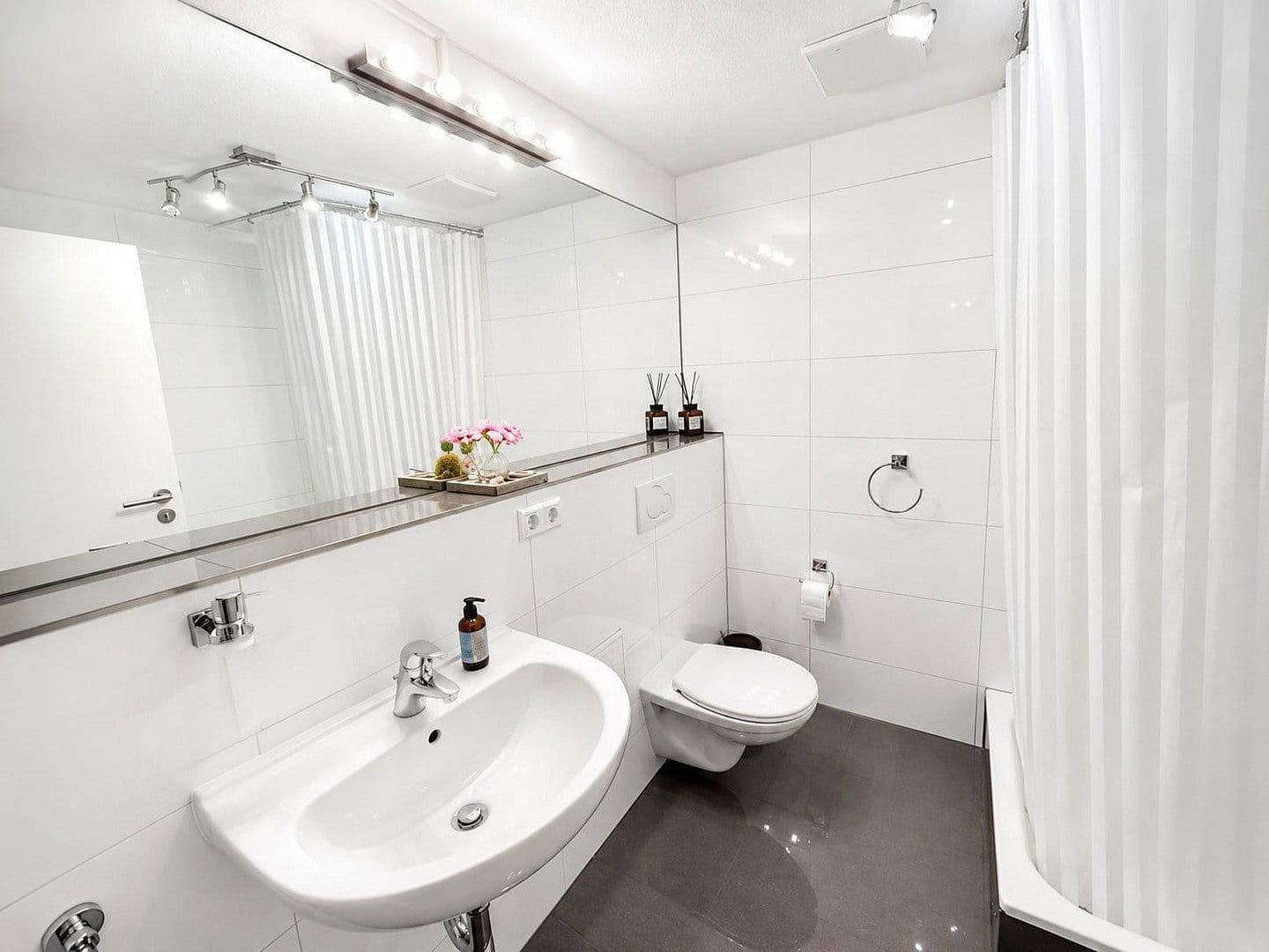 Prodej domu 258 m², pozemek 1.080 m², Welzheim, Bádensko-Württembersko Prodej domu 258 m², pozemek 1.080 m², Welzheim, Bádensko-Württembersko