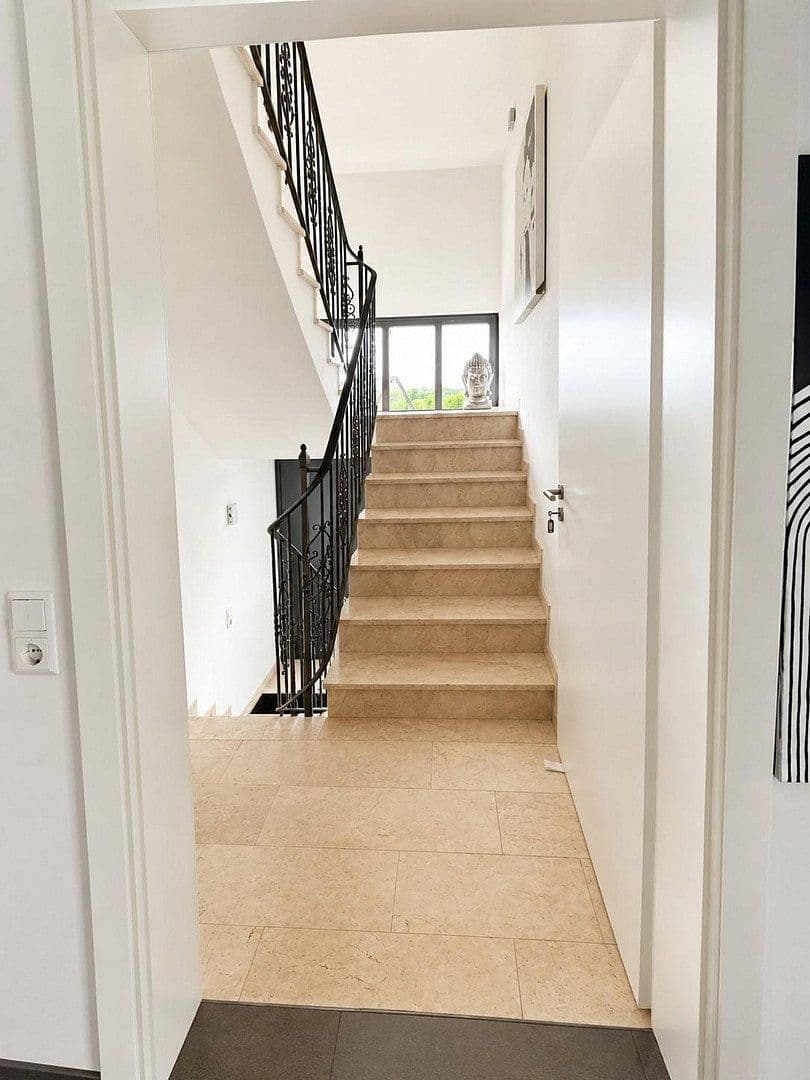 Prodej domu 258 m², pozemek 1.080 m², Welzheim, Bádensko-Württembersko Prodej domu 258 m², pozemek 1.080 m², Welzheim, Bádensko-Württembersko