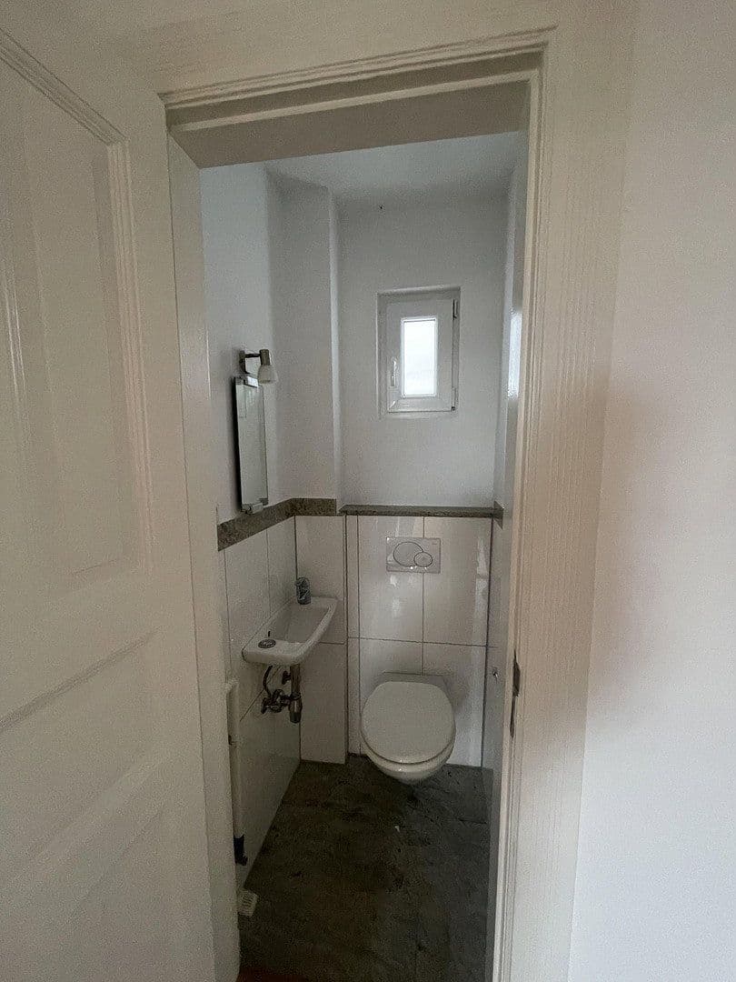 Prodej bytu 4+1 95 m², Prieser Strand 14, Kiel-Friedrichsort, Šlesvicko-Holštýnsko Prodej bytu 4+1 95 m², Prieser Strand 14, Kiel-Friedrichsort, Šlesvicko-Holštýnsko