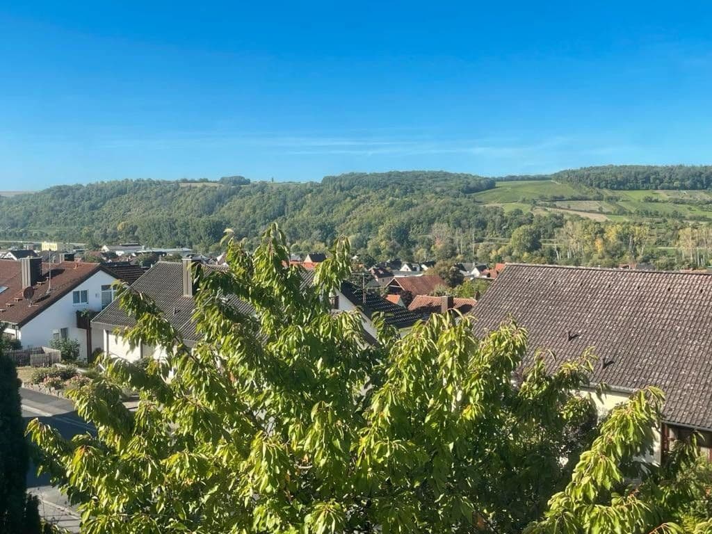 Prodej domu 180 m², pozemek 624 m², Sommerhausen, Bavorsko Prodej domu 180 m², pozemek 624 m², Sommerhausen, Bavorsko