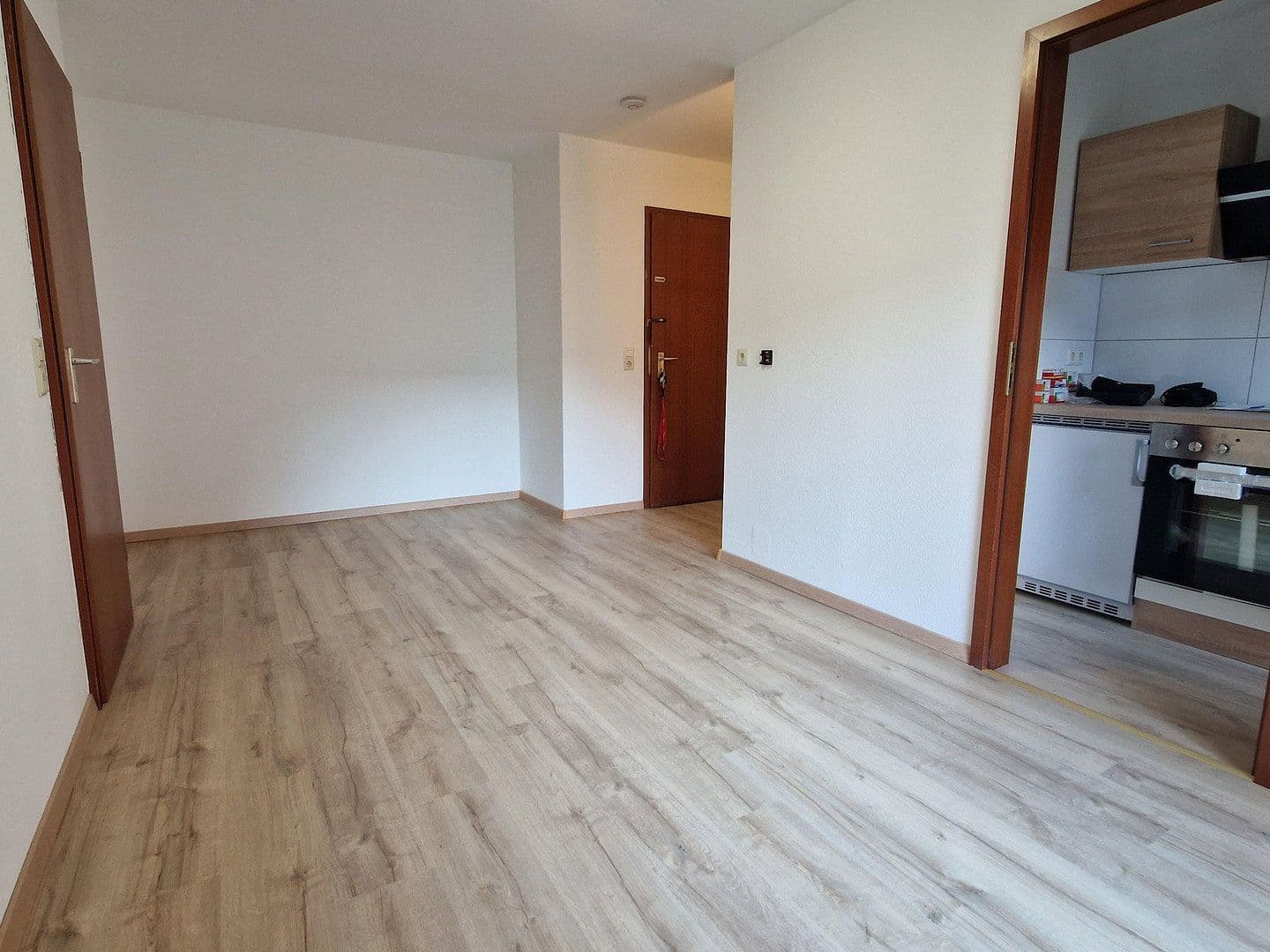 Pronájem bytu 2+1 33 m², Schlosserstr. 16, Rastatt, Bádensko-Württembersko Pronájem bytu 2+1 33 m², Schlosserstr. 16, Rastatt, Bádensko-Württembersko
