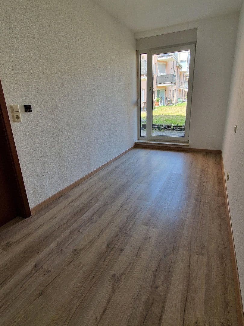 Pronájem bytu 2+1 33 m², Schlosserstr. 16, Rastatt, Bádensko-Württembersko Pronájem bytu 2+1 33 m², Schlosserstr. 16, Rastatt, Bádensko-Württembersko