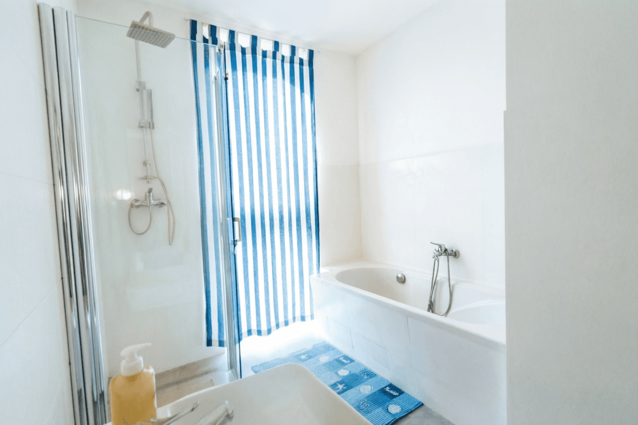 Prodej bytu 4+1 102 m², Berlin, Berlín Prodej bytu 4+1 102 m², Berlin, Berlín