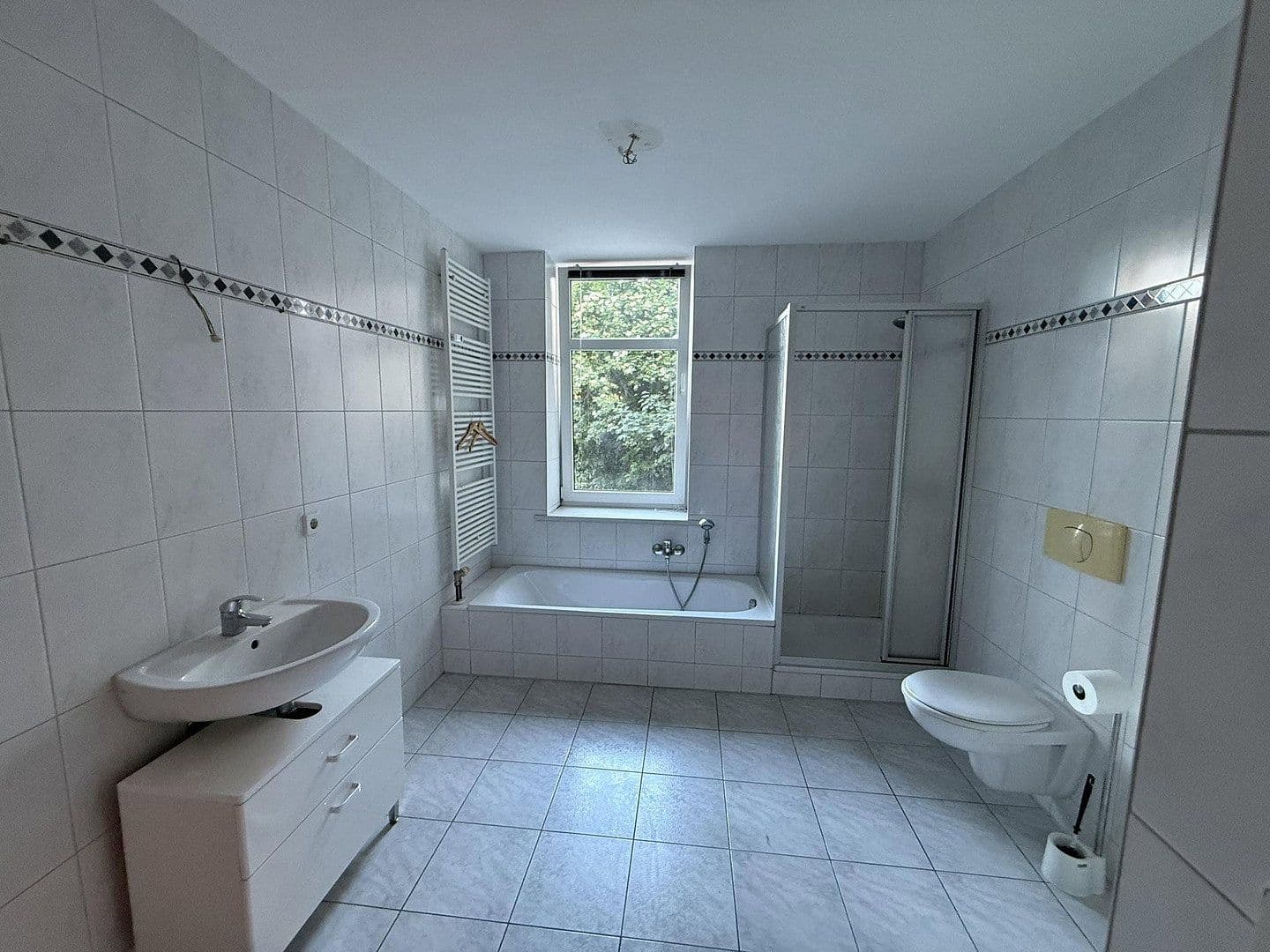 Pronájem bytu 4+1 111 m², Marienstraße 20, Markranstädt, Sasko Pronájem bytu 4+1 111 m², Marienstraße 20, Markranstädt, Sasko