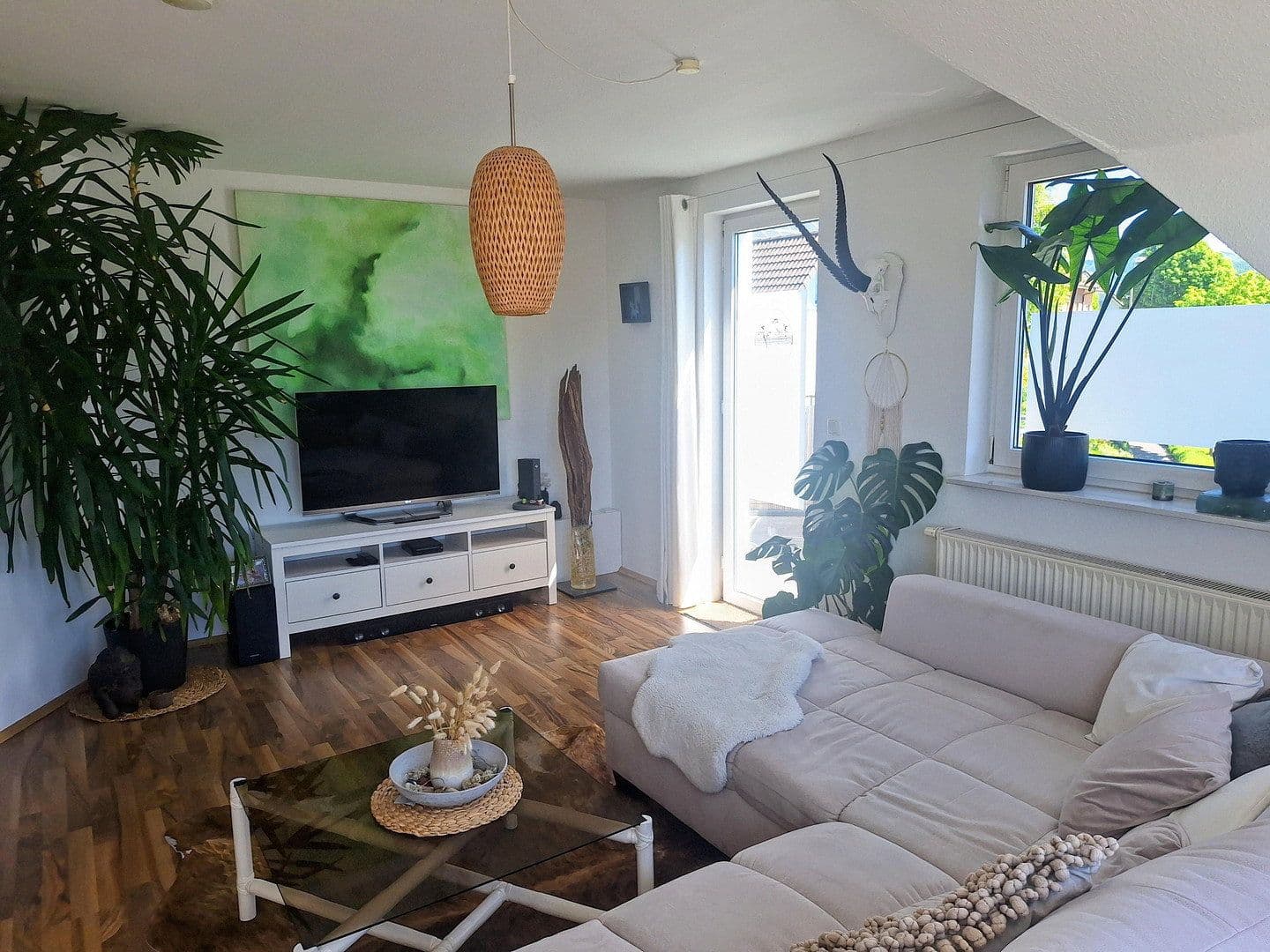 Pronájem bytu 3+1 78 m², Kreuztal, Severní Porýní-Vestfálsko Pronájem bytu 3+1 78 m², Kreuztal, Severní Porýní-Vestfálsko