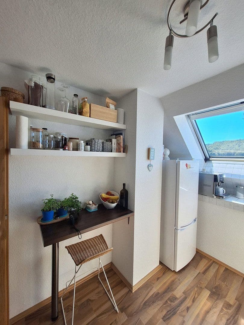 Pronájem bytu 3+1 78 m², Kreuztal, Severní Porýní-Vestfálsko Pronájem bytu 3+1 78 m², Kreuztal, Severní Porýní-Vestfálsko