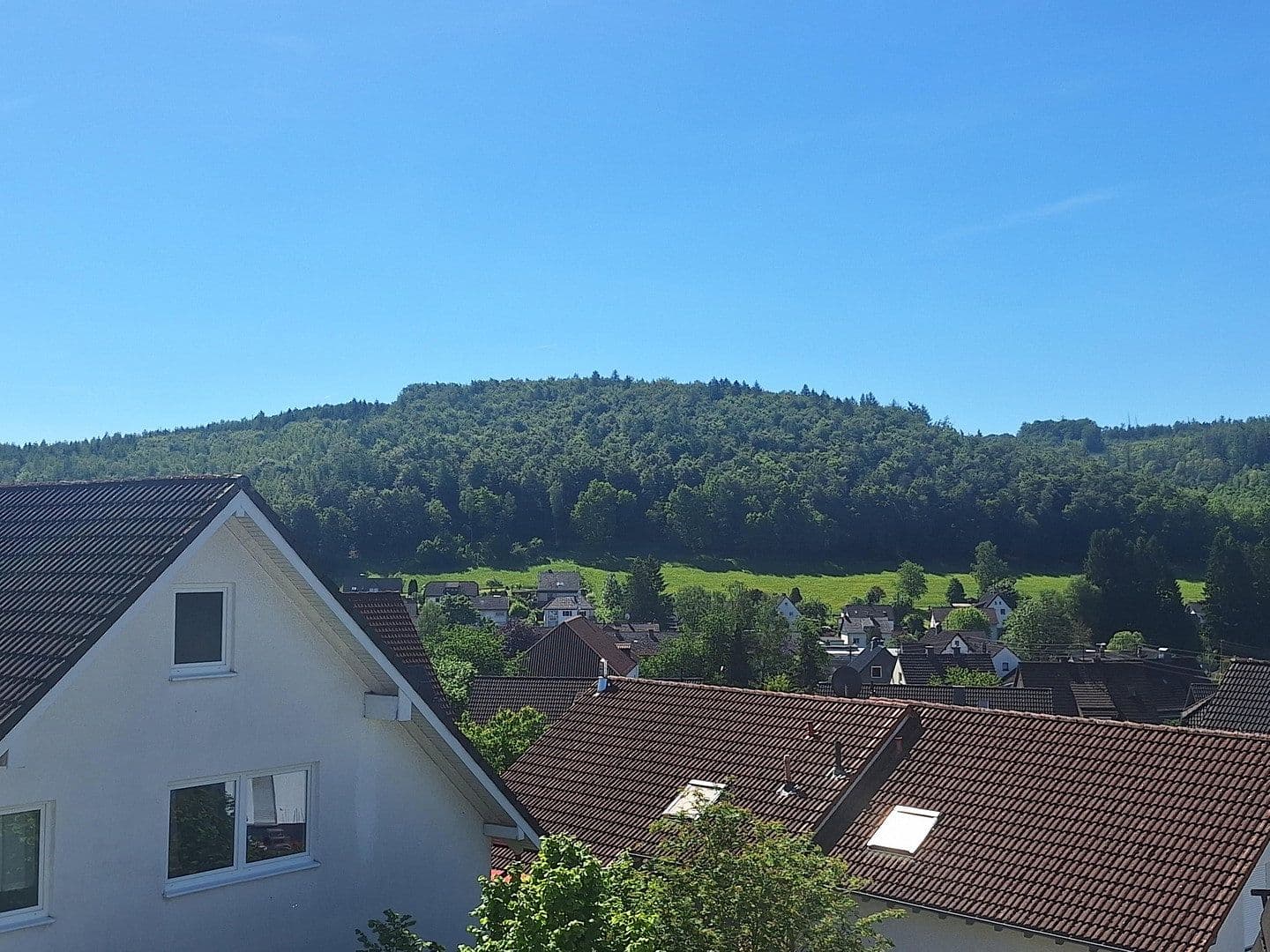 Pronájem bytu 3+1 78 m², Kreuztal, Severní Porýní-Vestfálsko Pronájem bytu 3+1 78 m², Kreuztal, Severní Porýní-Vestfálsko
