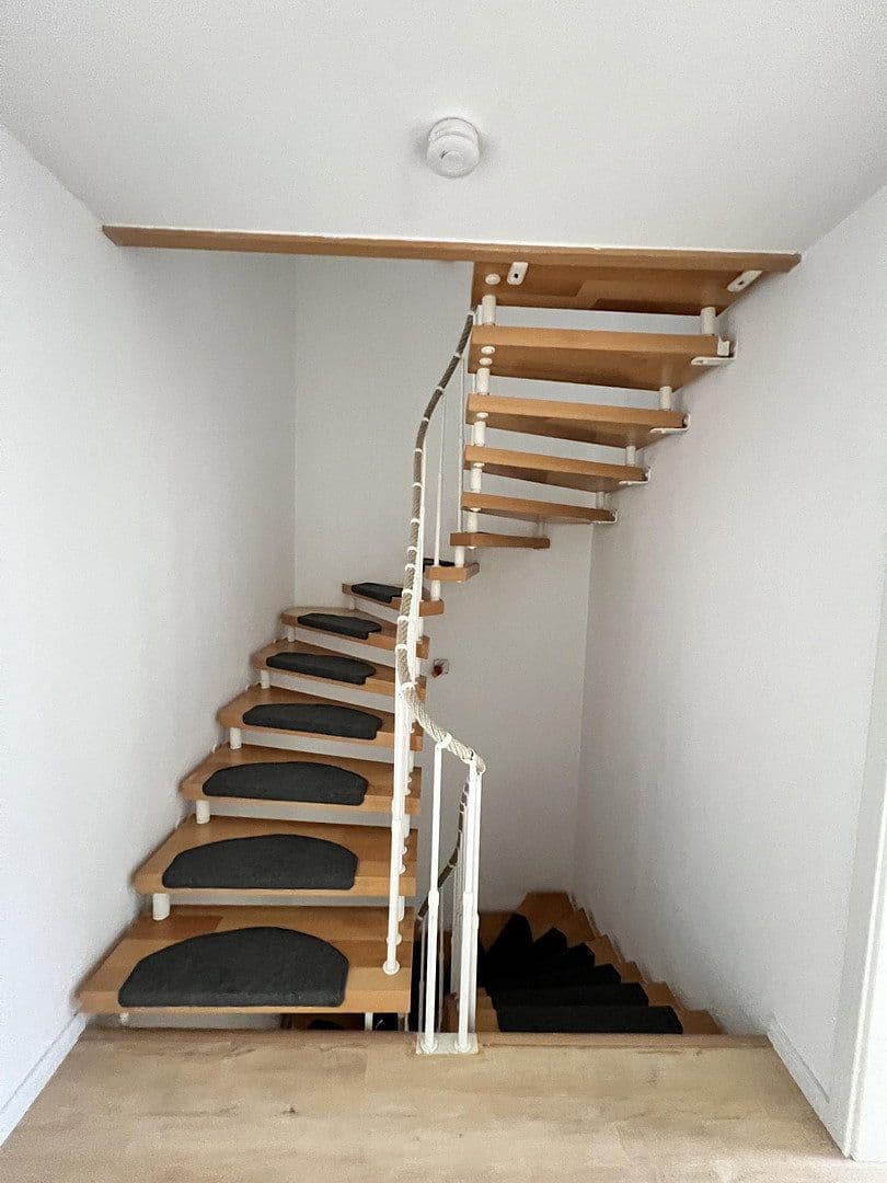 Pronájem domu 150 m², pozemek 179 m², Twedter Feld 36b, Flensburg, Šlesvicko-Holštýnsko Pronájem domu 150 m², pozemek 179 m², Twedter Feld 36b, Flensburg, Šlesvicko-Holštýnsko