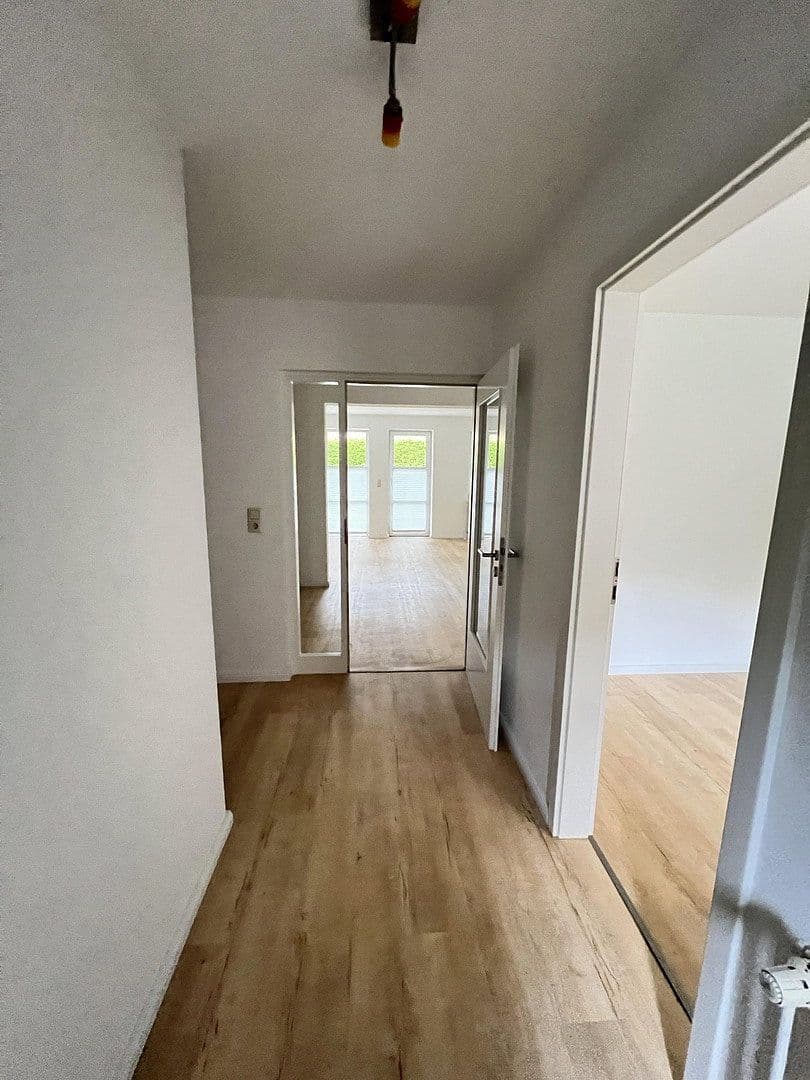 Pronájem domu 150 m², pozemek 179 m², Twedter Feld 36b, Flensburg, Šlesvicko-Holštýnsko Pronájem domu 150 m², pozemek 179 m², Twedter Feld 36b, Flensburg, Šlesvicko-Holštýnsko