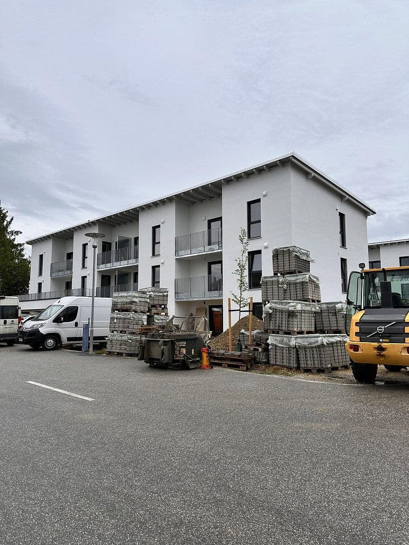 Pronájem bytu 1+kk 36 m², Gebr.-Eicher-Str. 1, Landau an der Isar, Bavorsko Pronájem bytu 1+kk 36 m², Gebr.-Eicher-Str. 1, Landau an der Isar, Bavorsko