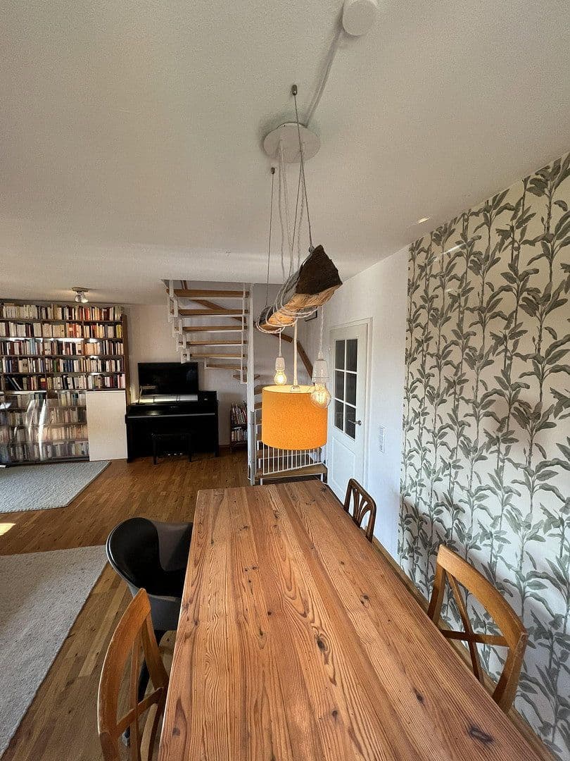 Prodej bytu 4+1 92 m², Wehrstr. 2a, Nidderau, Hessen Prodej bytu 4+1 92 m², Wehrstr. 2a, Nidderau, Hessen