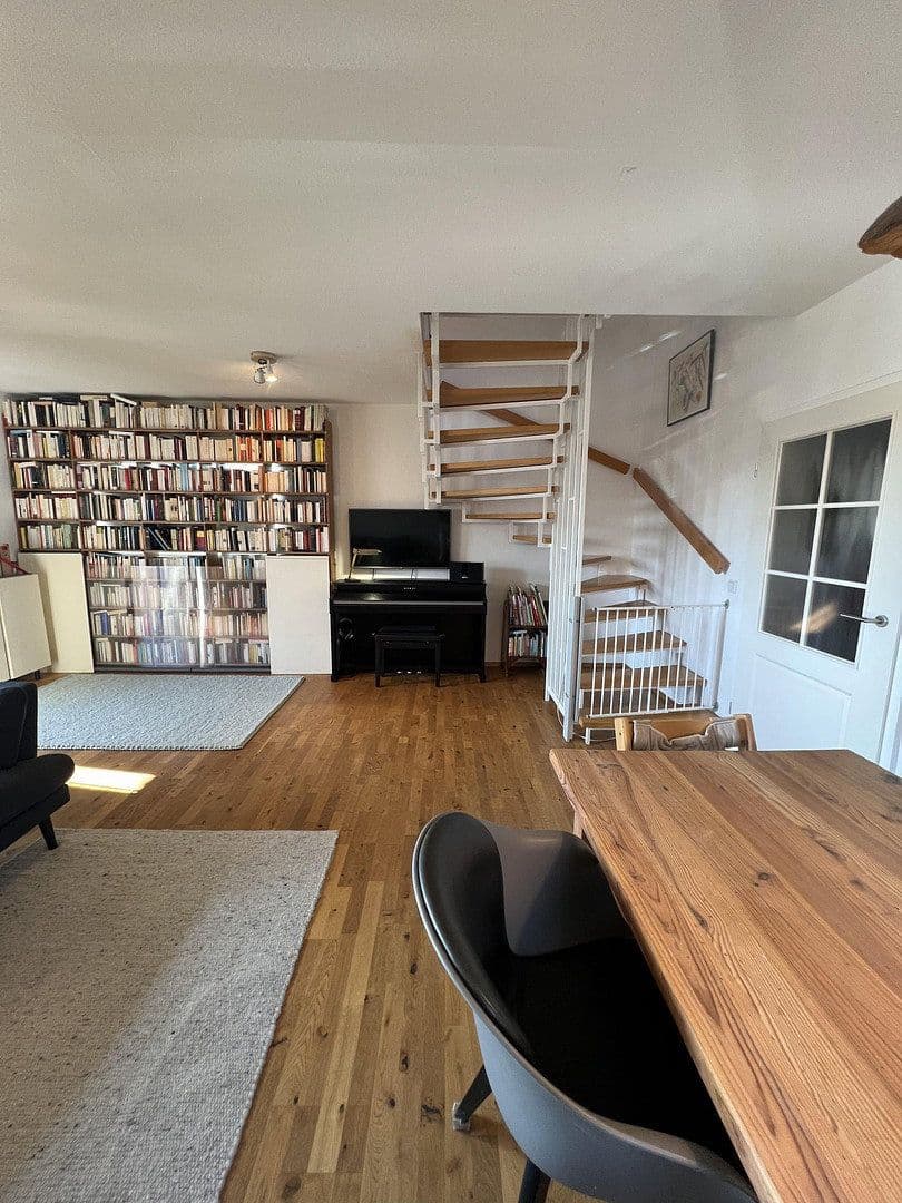 Prodej bytu 4+1 92 m², Wehrstr. 2a, Nidderau, Hessen Prodej bytu 4+1 92 m², Wehrstr. 2a, Nidderau, Hessen