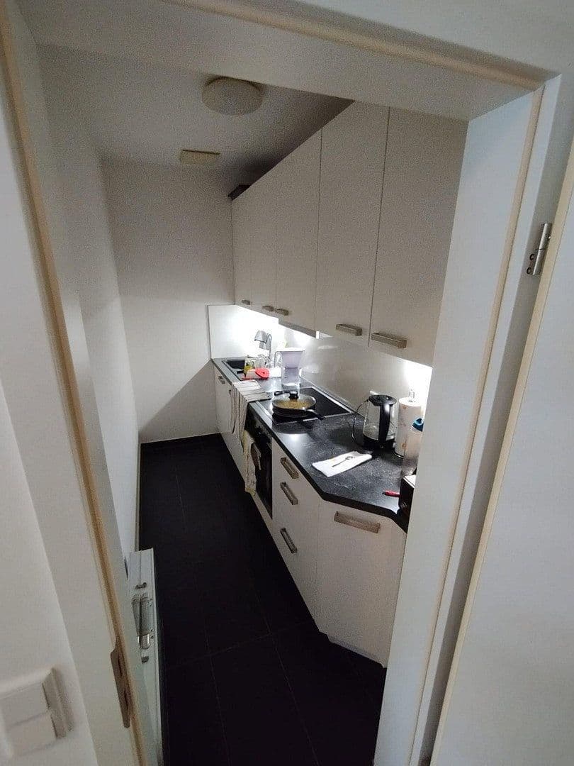 Pronájem bytu 2+1 42 m², Frankfurt am Main, Hessen Pronájem bytu 2+1 42 m², Frankfurt am Main, Hessen