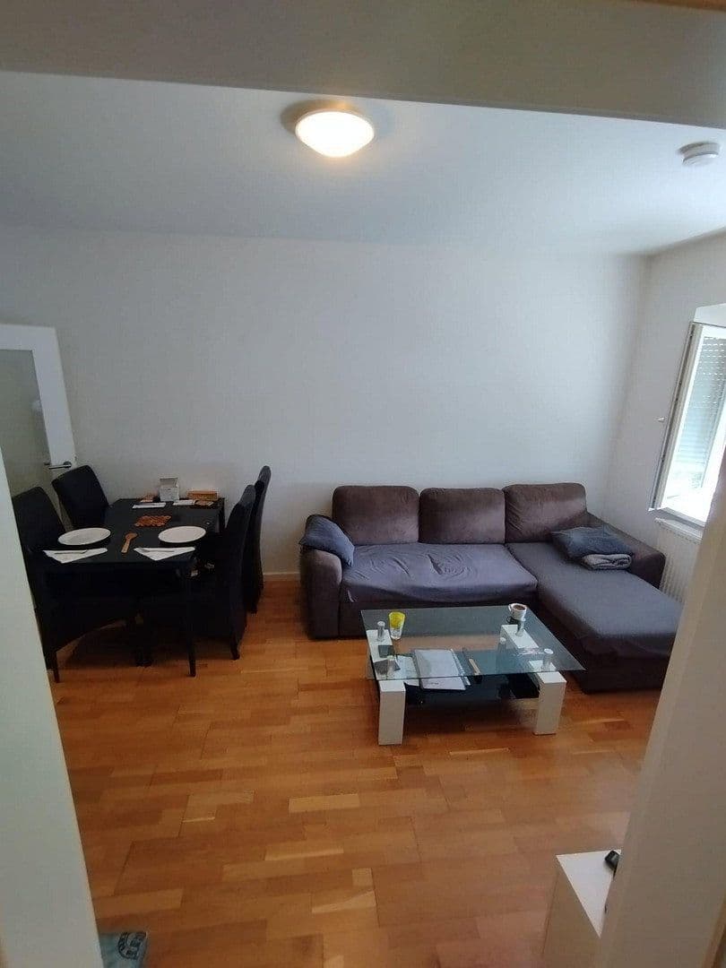 Pronájem bytu 2+1 42 m², Frankfurt am Main, Hessen Pronájem bytu 2+1 42 m², Frankfurt am Main, Hessen