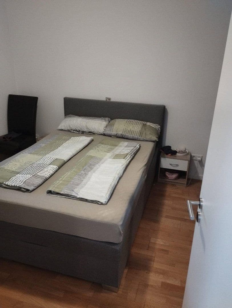 Pronájem bytu 2+1 42 m², Frankfurt am Main, Hessen Pronájem bytu 2+1 42 m², Frankfurt am Main, Hessen