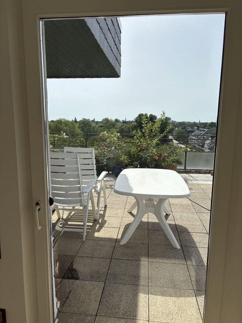 Pronájem bytu 3+1 160 m², Uerdingerstrasse 421, Krefeld, Severní Porýní-Vestfálsko Pronájem bytu 3+1 160 m², Uerdingerstrasse 421, Krefeld, Severní Porýní-Vestfálsko