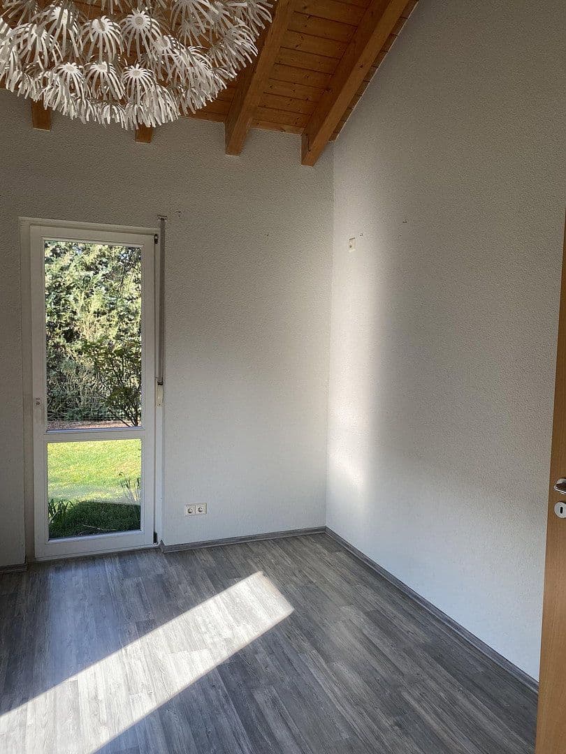 Prodej domu 149 m², pozemek 631 m², Dichtelbach, Porýní-Falc Prodej domu 149 m², pozemek 631 m², Dichtelbach, Porýní-Falc