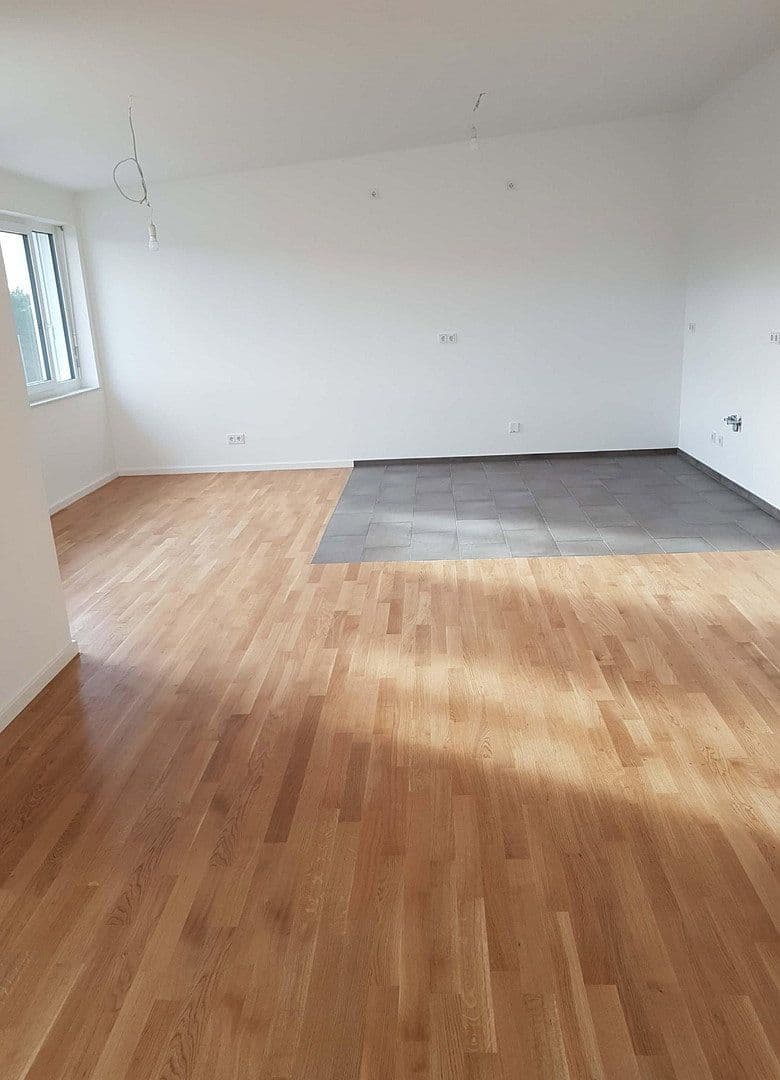 Pronájem bytu 3+1 135 m², Ingelheim am Rhein, Porýní-Falc Pronájem bytu 3+1 135 m², Ingelheim am Rhein, Porýní-Falc