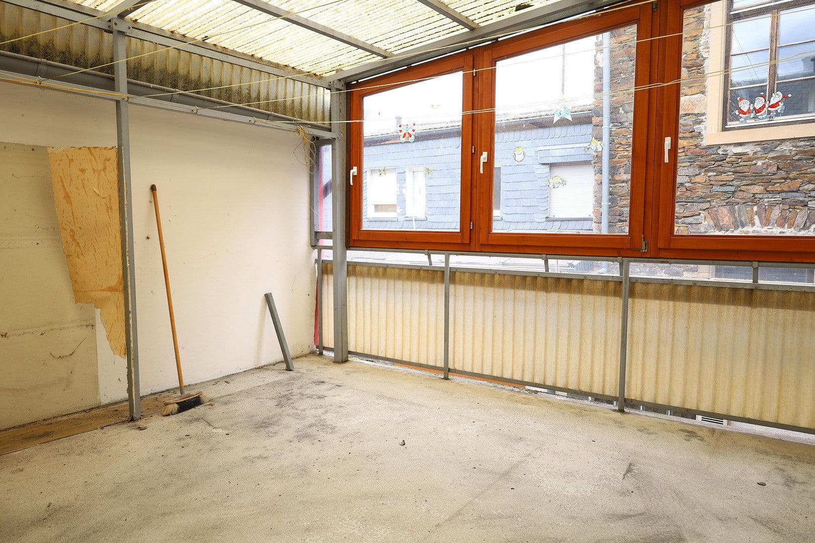 Prodej domu 139 m², pozemek 78 m², Niederheimbach, Porýní-Falc Prodej domu 139 m², pozemek 78 m², Niederheimbach, Porýní-Falc
