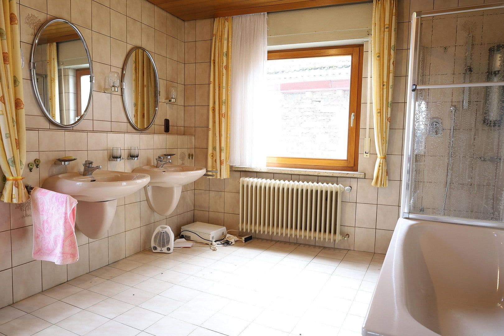 Prodej domu 139 m², pozemek 78 m², Niederheimbach, Porýní-Falc Prodej domu 139 m², pozemek 78 m², Niederheimbach, Porýní-Falc