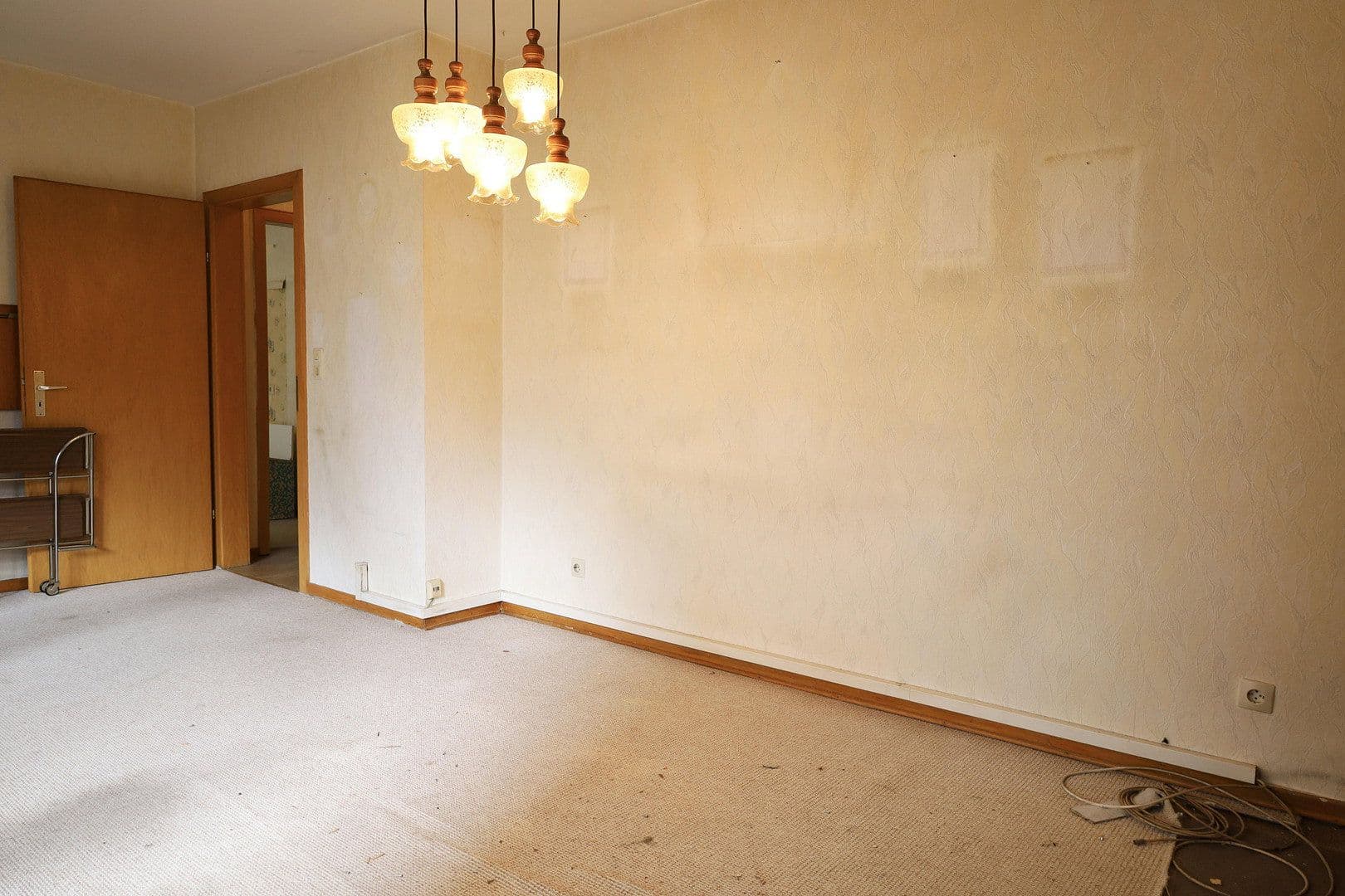 Prodej domu 139 m², pozemek 78 m², Niederheimbach, Porýní-Falc Prodej domu 139 m², pozemek 78 m², Niederheimbach, Porýní-Falc