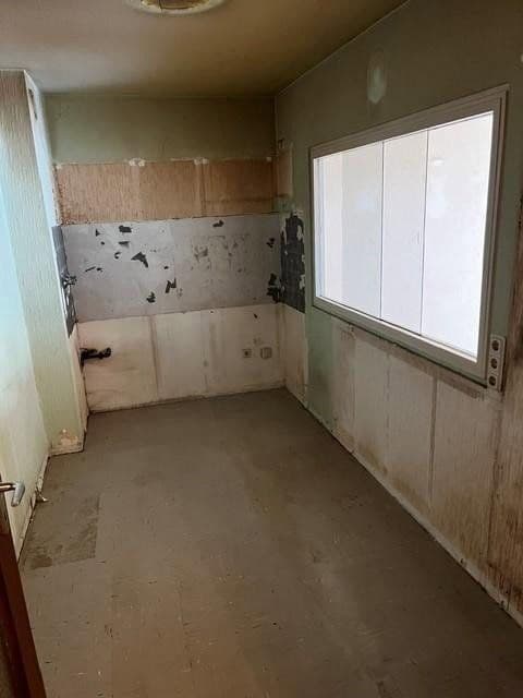 Pronájem bytu 3+1 74 m², Höhenberger Straße 21, Köln, Severní Porýní-Vestfálsko Pronájem bytu 3+1 74 m², Höhenberger Straße 21, Köln, Severní Porýní-Vestfálsko