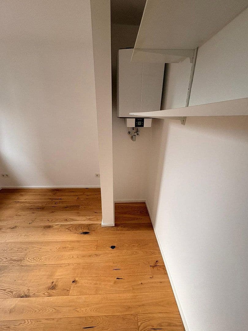 Pronájem bytu 2+1 36 m², Oberlindau 79, Frankfurt am Main, Hessen Pronájem bytu 2+1 36 m², Oberlindau 79, Frankfurt am Main, Hessen