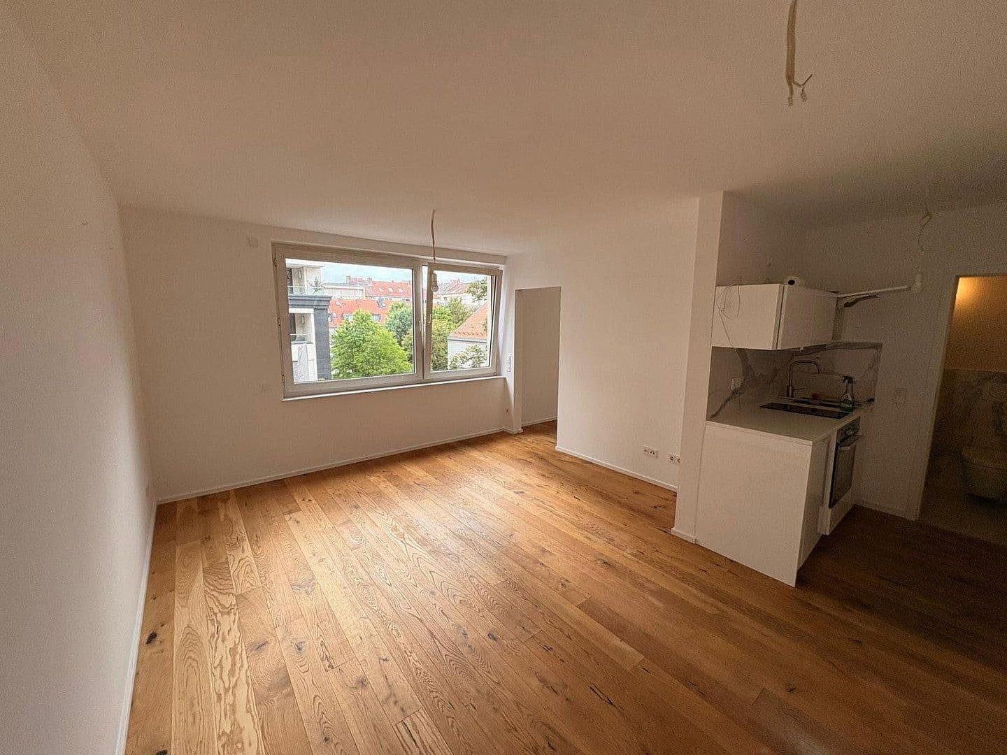 Pronájem bytu 2+1 36 m², Oberlindau 79, Frankfurt am Main, Hessen Pronájem bytu 2+1 36 m², Oberlindau 79, Frankfurt am Main, Hessen