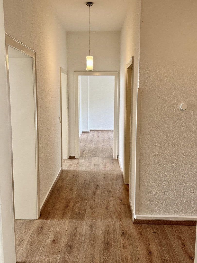 Pronájem bytu 4+1 101 m², Johannes-Müller-Straße 9, Koblenz, Porýní-Falc Pronájem bytu 4+1 101 m², Johannes-Müller-Straße 9, Koblenz, Porýní-Falc
