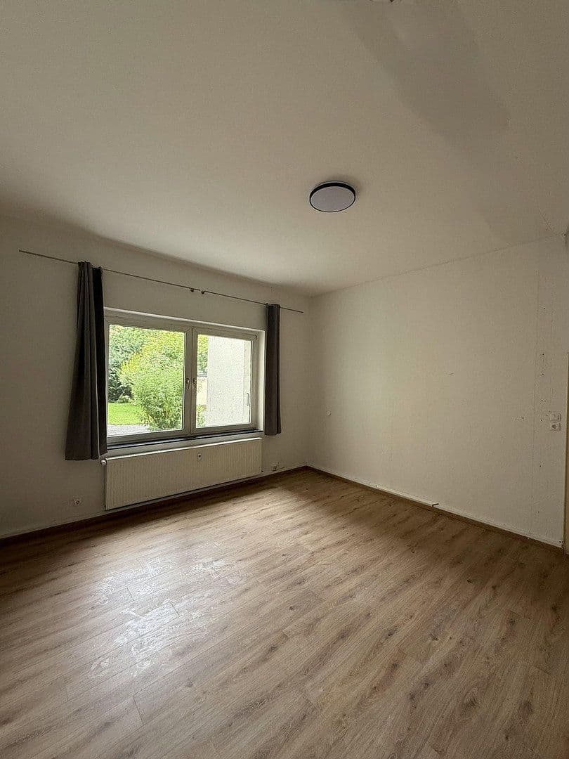 Pronájem bytu 4+1 101 m², Johannes-Müller-Straße 9, Koblenz, Porýní-Falc Pronájem bytu 4+1 101 m², Johannes-Müller-Straße 9, Koblenz, Porýní-Falc