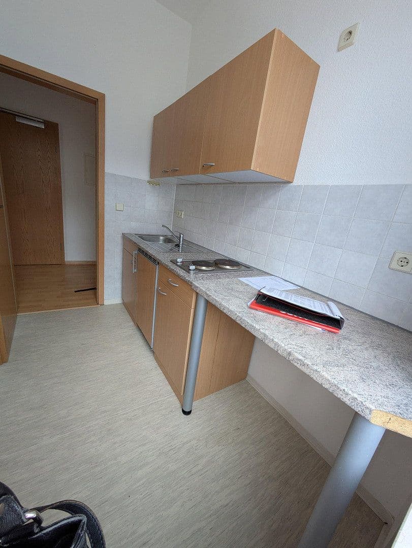 Pronájem bytu 1+1 40 m², Zwingerstr. 9, Halle, Sasko-Anhaltsko Pronájem bytu 1+1 40 m², Zwingerstr. 9, Halle, Sasko-Anhaltsko