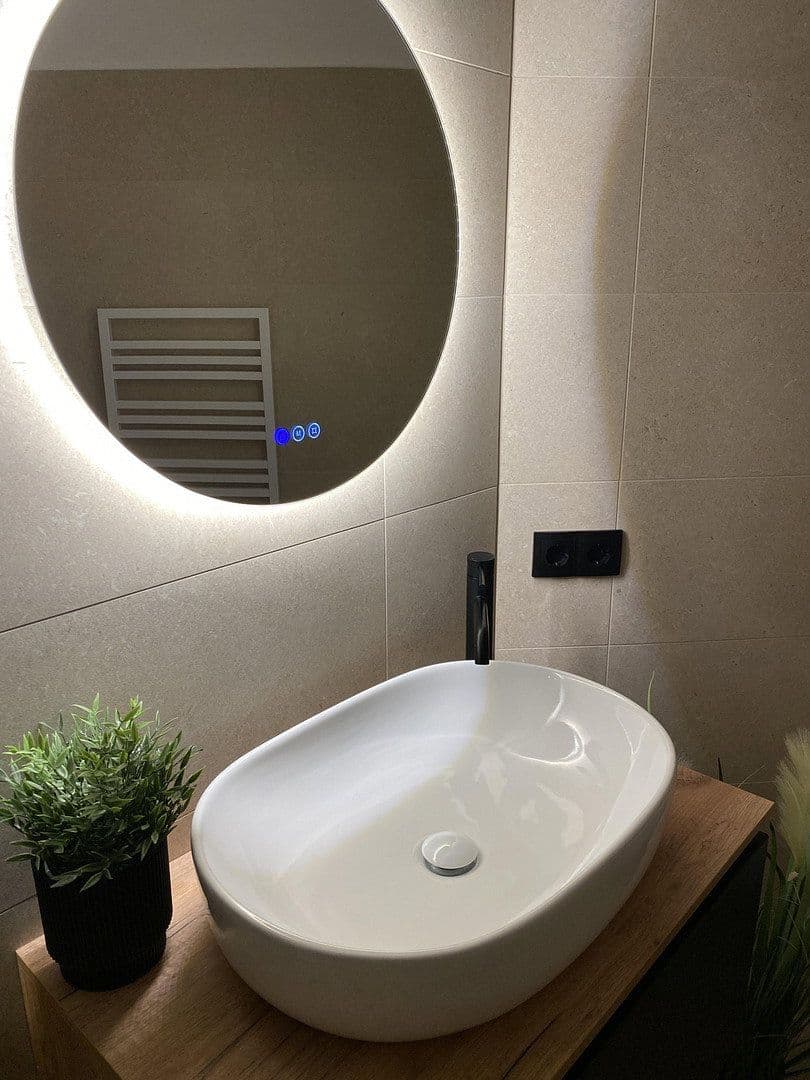Prodej bytu 2+1 48 m², Zimmermannstraße, Cvikov, Sasko Prodej bytu 2+1 48 m², Zimmermannstraße, Cvikov, Sasko