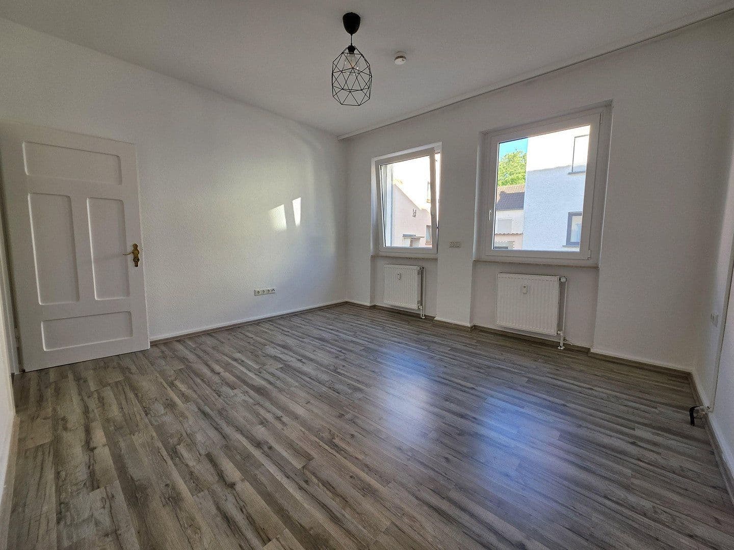 Pronájem bytu 3+1 60 m², Hanau, Hessen Pronájem bytu 3+1 60 m², Hanau, Hessen