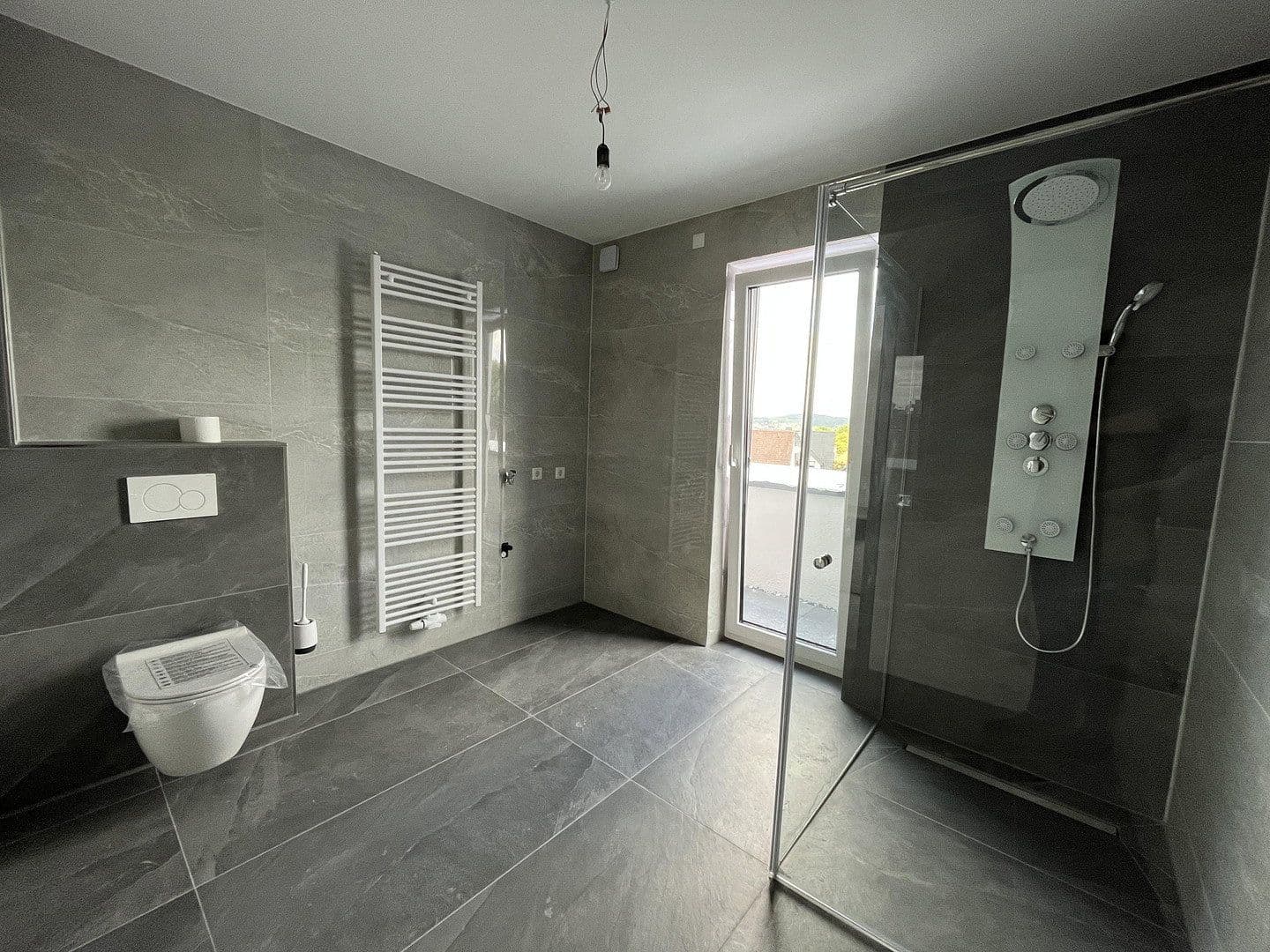 Pronájem bytu 4+1 163 m², Melle, Dolní Sasko Pronájem bytu 4+1 163 m², Melle, Dolní Sasko