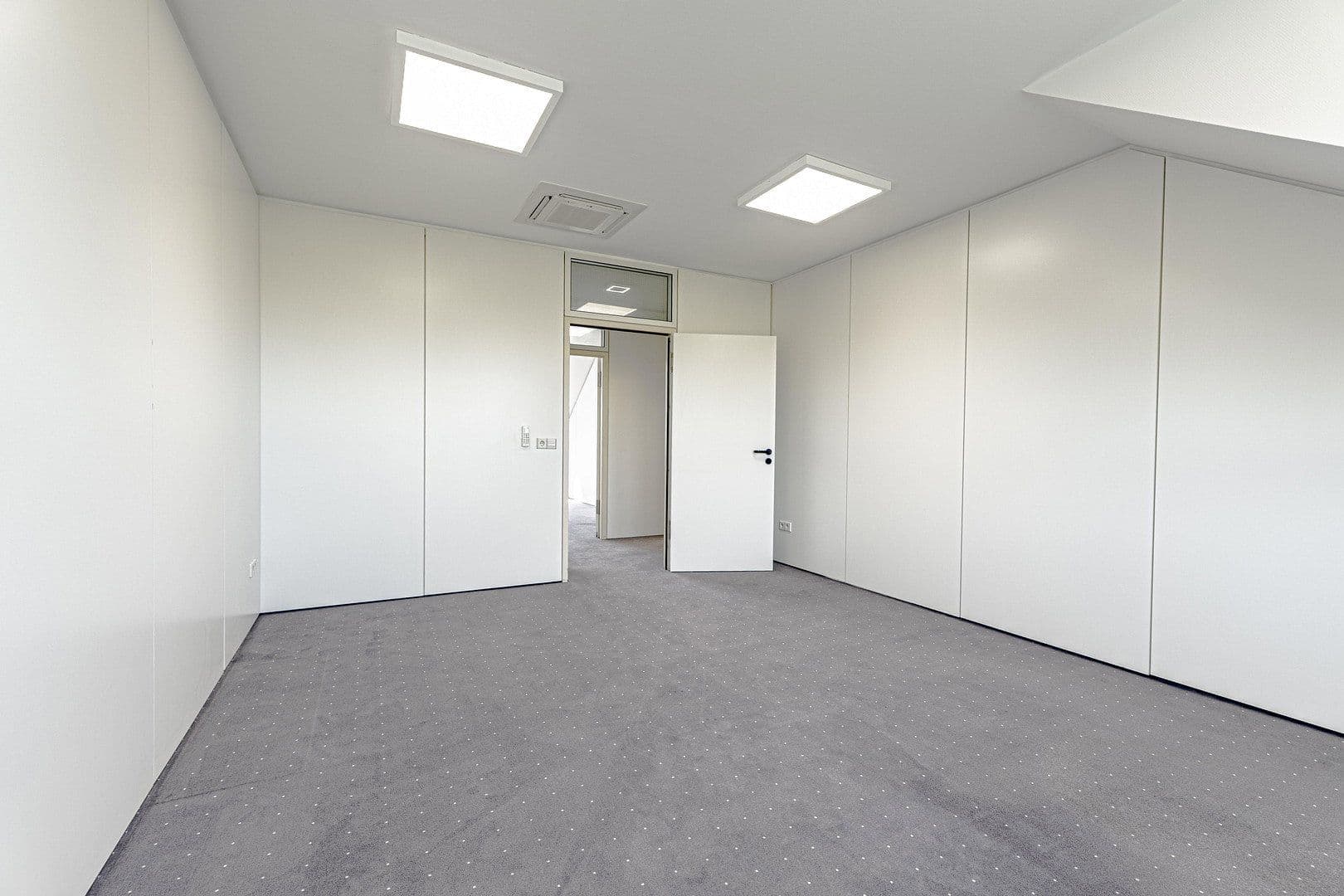 Pronájem kanceláře 204 m², Rennweg 60, Andernach, Porýní-Falc Pronájem kanceláře 204 m², Rennweg 60, Andernach, Porýní-Falc