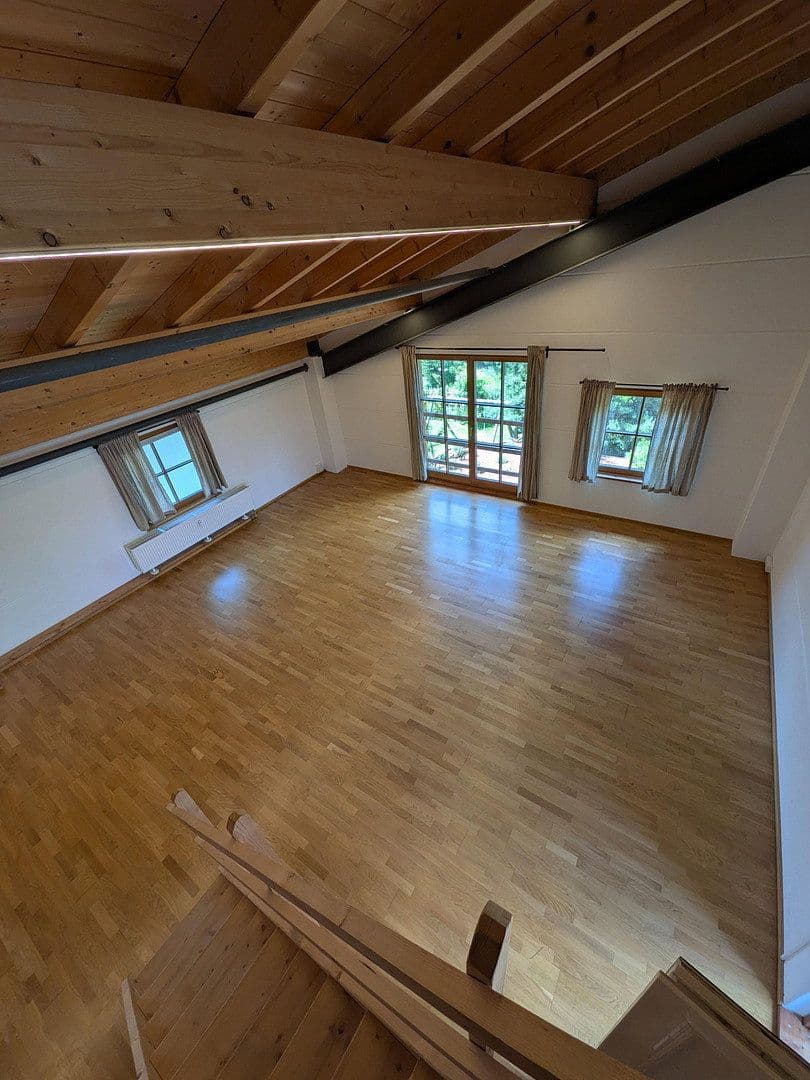 Pronájem kanceláře 100 m², Kieferfelden, Bavorsko Pronájem kanceláře 100 m², Kieferfelden, Bavorsko