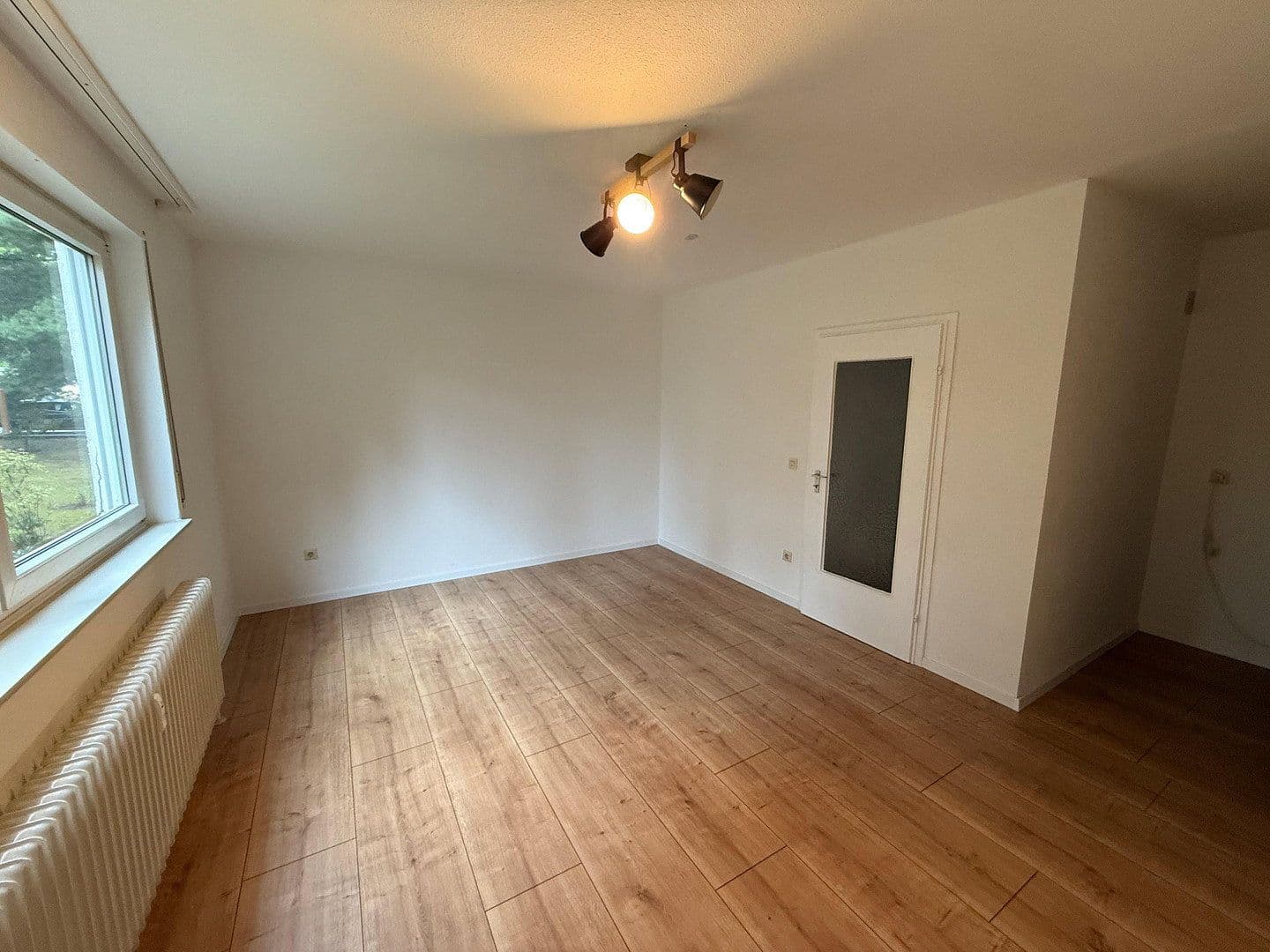 Pronájem bytu 1+1 25 m², Gothaerstr. 3, Kaiserslautern, Porýní-Falc Pronájem bytu 1+1 25 m², Gothaerstr. 3, Kaiserslautern, Porýní-Falc