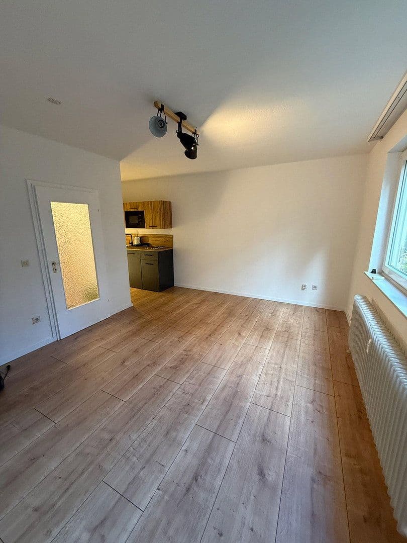 Pronájem bytu 1+1 25 m², Gothaerstr. 3, Kaiserslautern, Porýní-Falc Pronájem bytu 1+1 25 m², Gothaerstr. 3, Kaiserslautern, Porýní-Falc