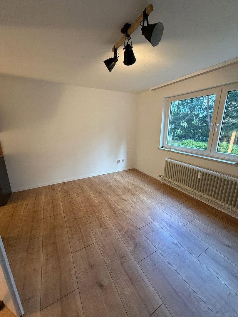 Pronájem bytu 1+1 25 m², Gothaerstr. 3, Kaiserslautern, Porýní-Falc Pronájem bytu 1+1 25 m², Gothaerstr. 3, Kaiserslautern, Porýní-Falc