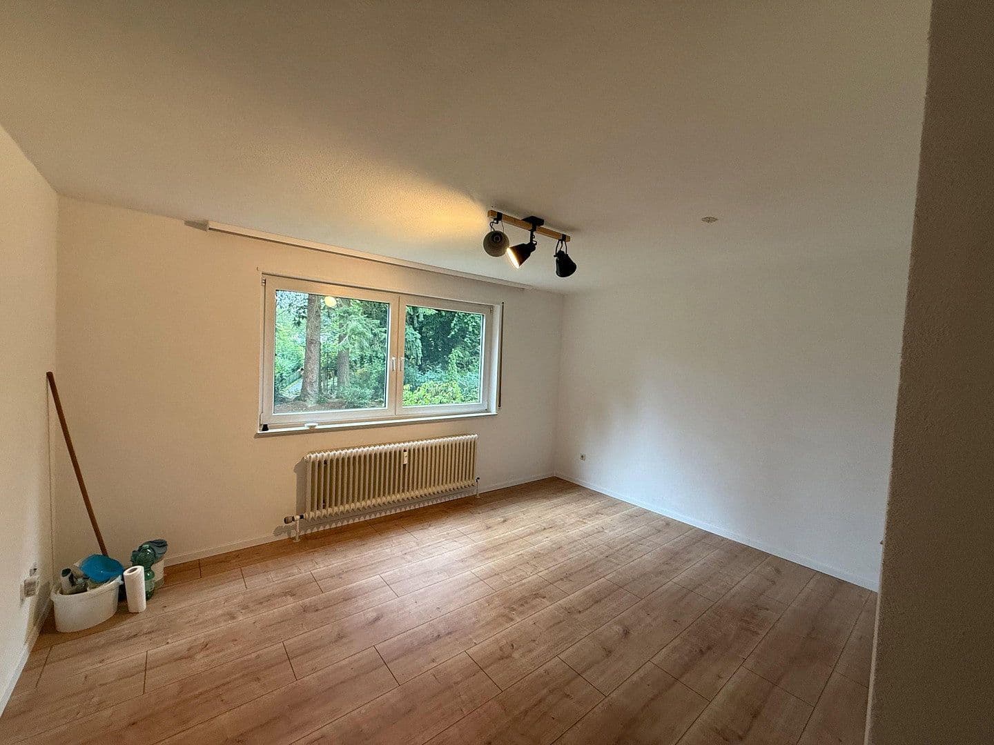 Pronájem bytu 1+1 25 m², Gothaerstr. 3, Kaiserslautern, Porýní-Falc Pronájem bytu 1+1 25 m², Gothaerstr. 3, Kaiserslautern, Porýní-Falc