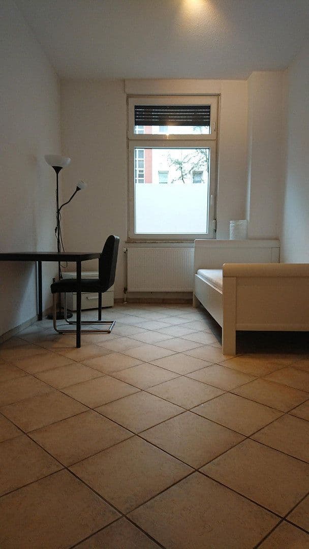 Pronájem bytu 2+1 74 m², Duisburg, Severní Porýní-Vestfálsko Pronájem bytu 2+1 74 m², Duisburg, Severní Porýní-Vestfálsko