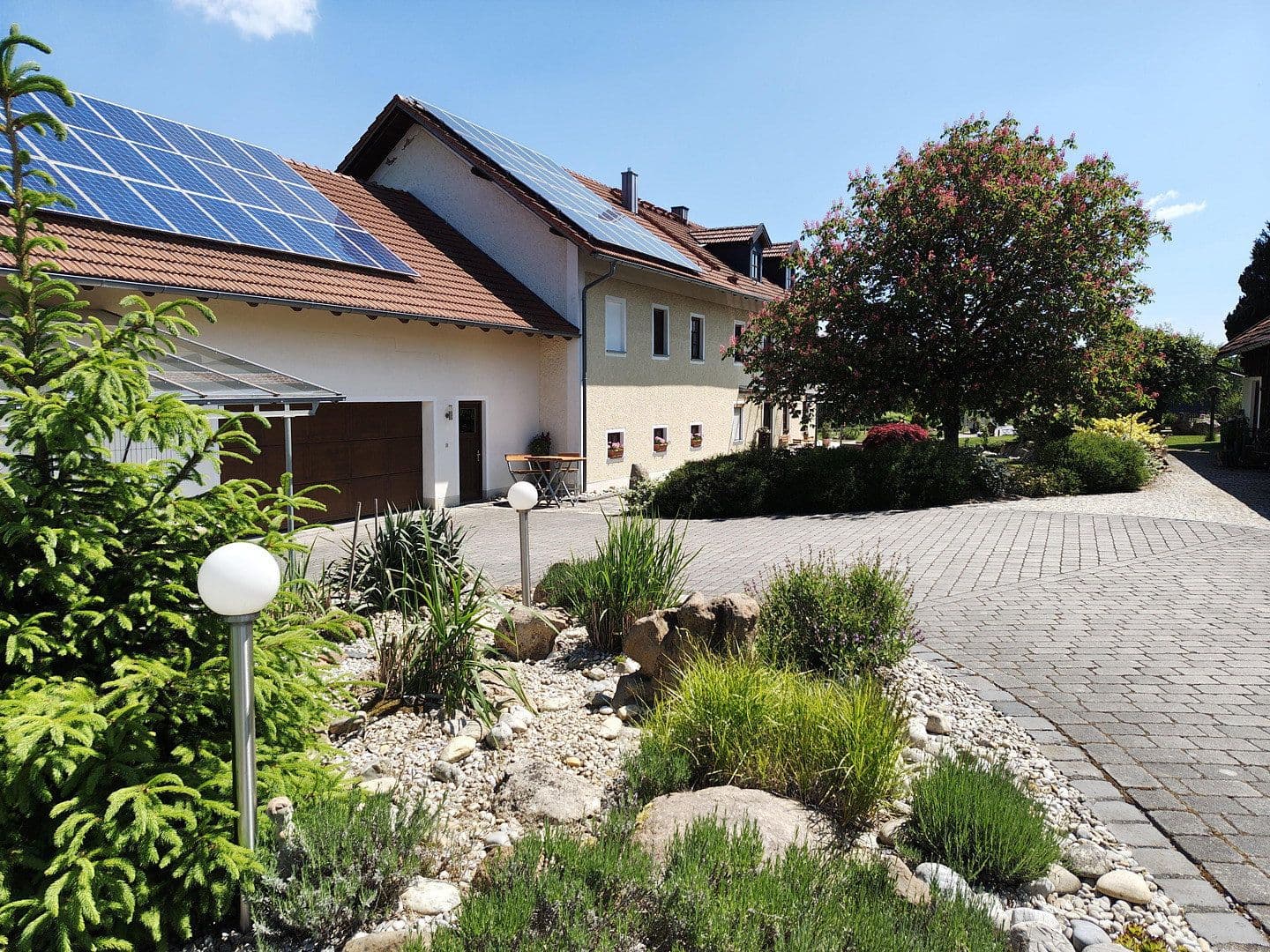 Prodej domu 340 m², pozemek 7.273 m², Vilshofen an der Donau, Bavorsko Prodej domu 340 m², pozemek 7.273 m², Vilshofen an der Donau, Bavorsko