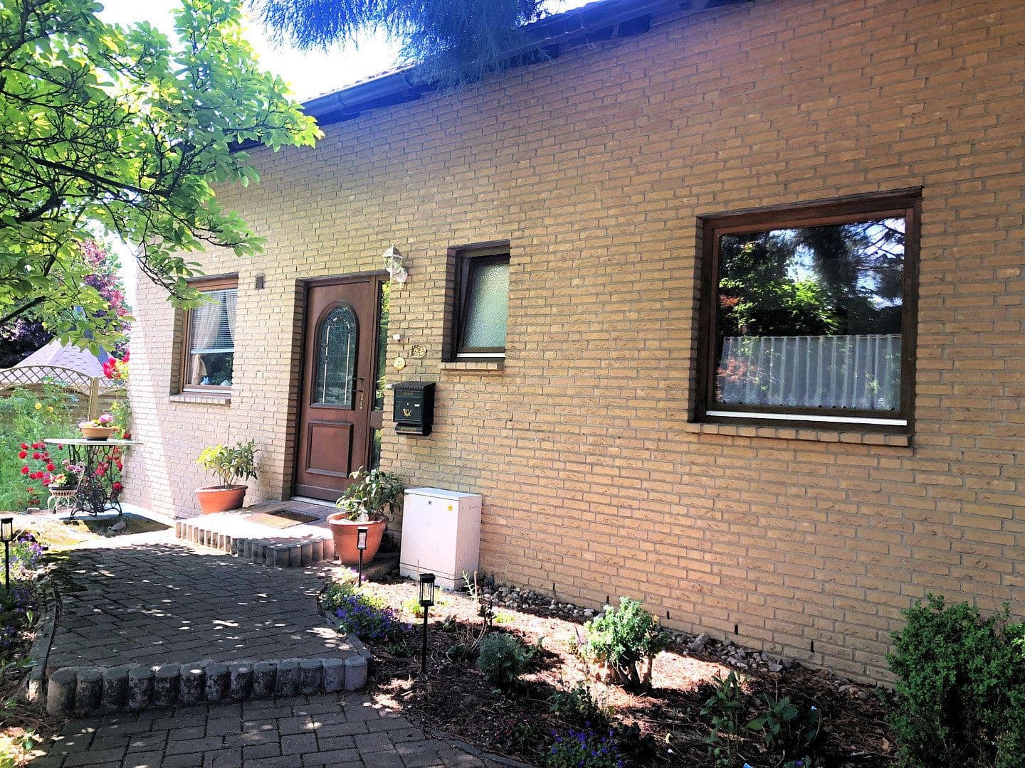 Prodej domu 156 m², pozemek 1.057 m², Lehre, Dolní Sasko Prodej domu 156 m², pozemek 1.057 m², Lehre, Dolní Sasko