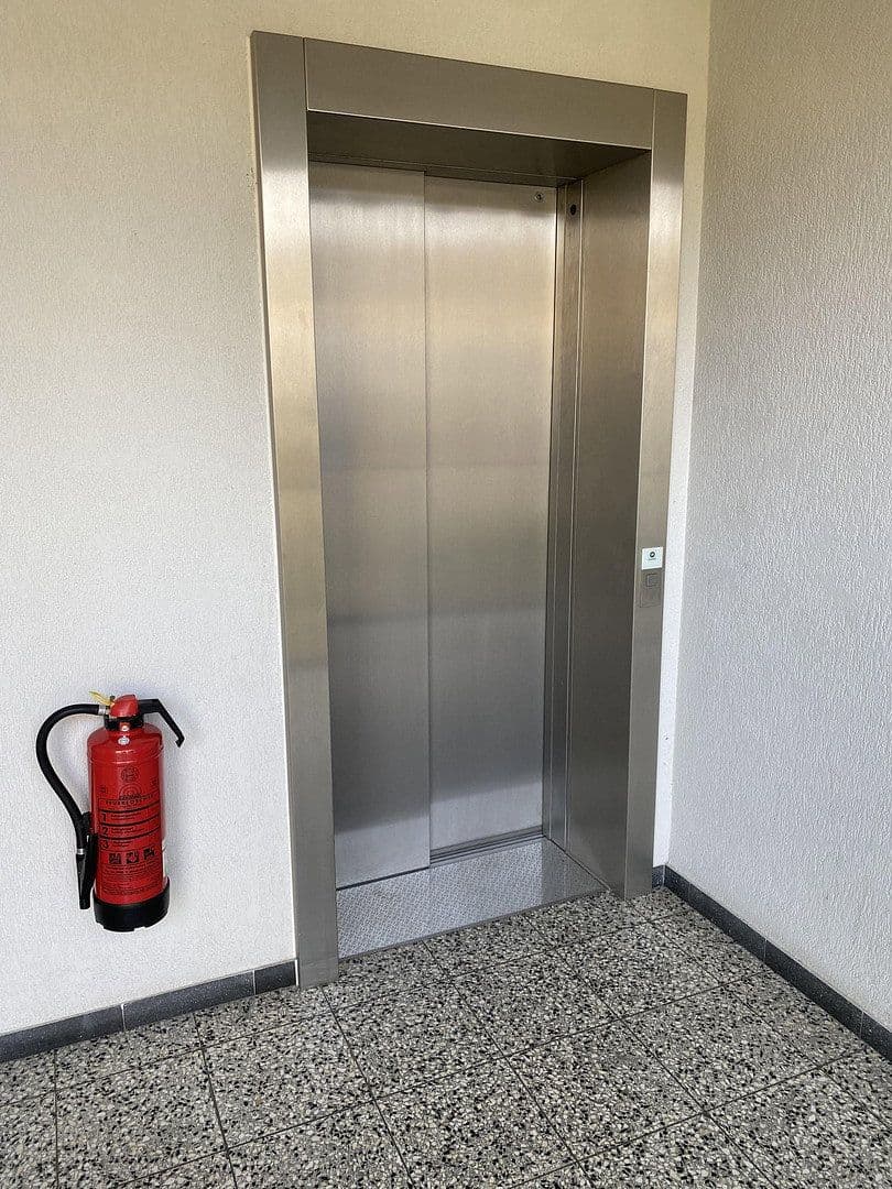 Pronájem bytu 1+1 36 m², Adlerstr. 46, Ratingen, Severní Porýní-Vestfálsko Pronájem bytu 1+1 36 m², Adlerstr. 46, Ratingen, Severní Porýní-Vestfálsko
