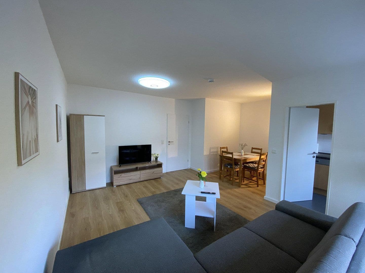 Pronájem bytu 1+1 36 m², Adlerstr. 46, Ratingen, Severní Porýní-Vestfálsko Pronájem bytu 1+1 36 m², Adlerstr. 46, Ratingen, Severní Porýní-Vestfálsko
