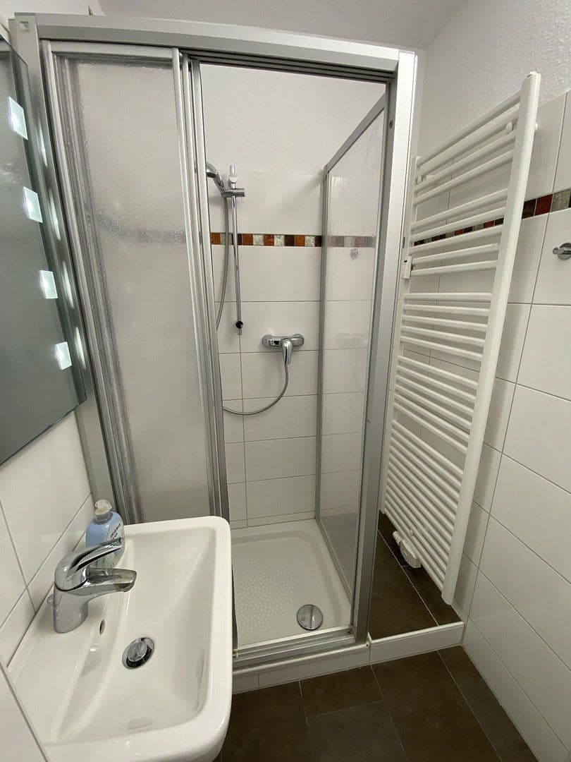 Pronájem bytu 1+1 36 m², Adlerstr. 46, Ratingen, Severní Porýní-Vestfálsko Pronájem bytu 1+1 36 m², Adlerstr. 46, Ratingen, Severní Porýní-Vestfálsko