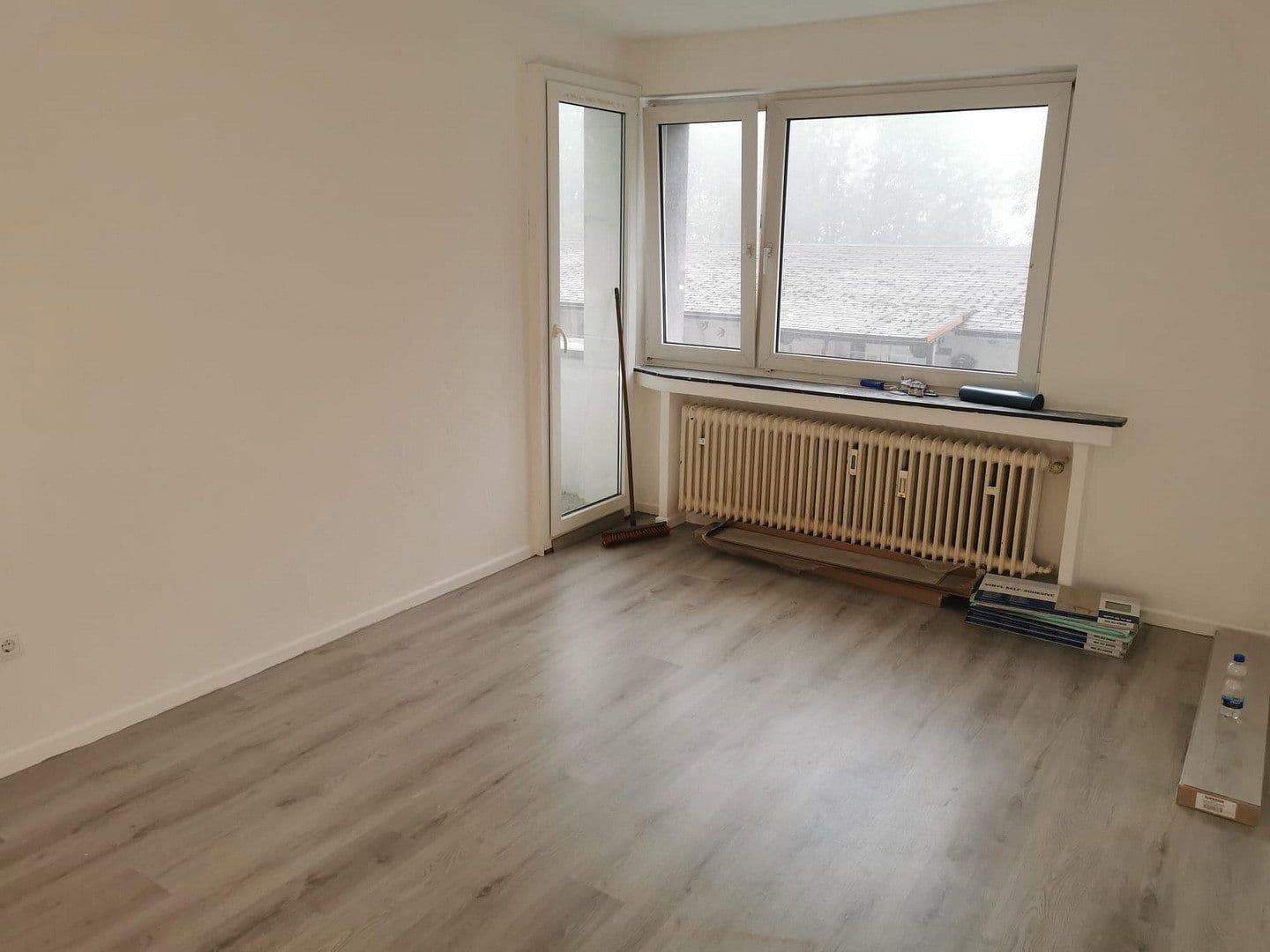 Pronájem bytu 1+1 39 m², Stockder Straße, Remscheid, Remscheid, Severní Porýní-Vestfálsko Pronájem bytu 1+1 39 m², Stockder Straße, Remscheid, Remscheid, Severní Porýní-Vestfálsko