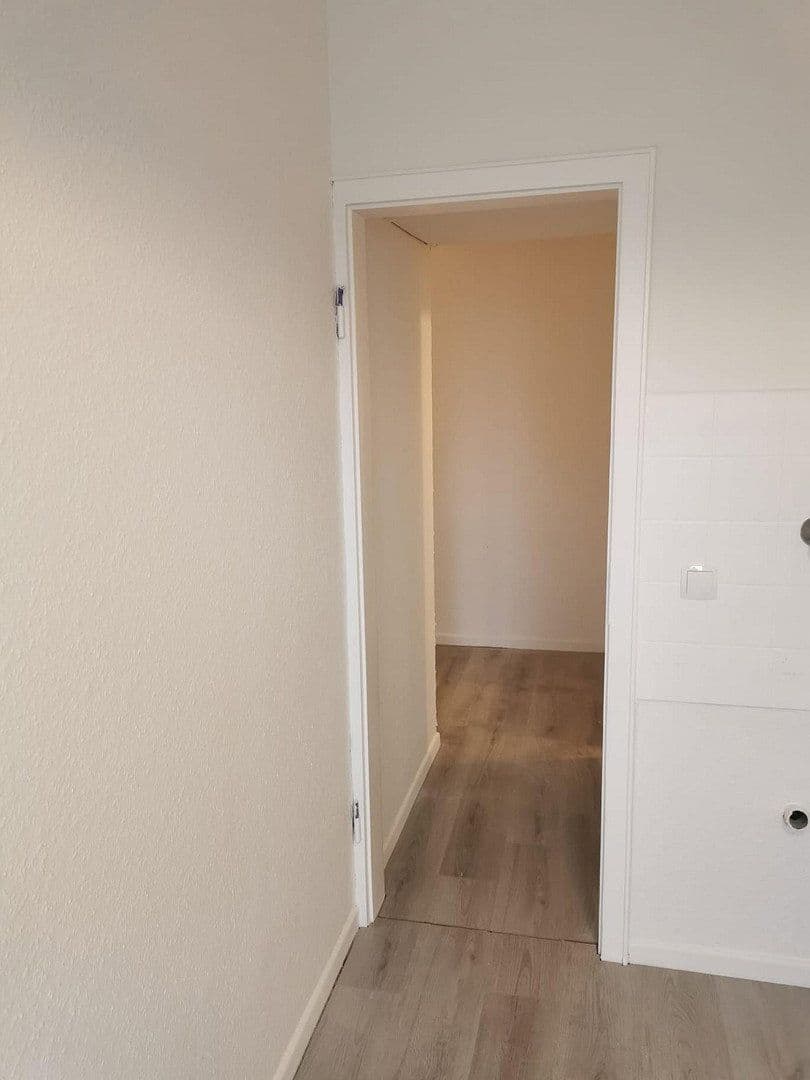 Pronájem bytu 1+1 39 m², Stockder Straße, Remscheid, Remscheid, Severní Porýní-Vestfálsko Pronájem bytu 1+1 39 m², Stockder Straße, Remscheid, Remscheid, Severní Porýní-Vestfálsko