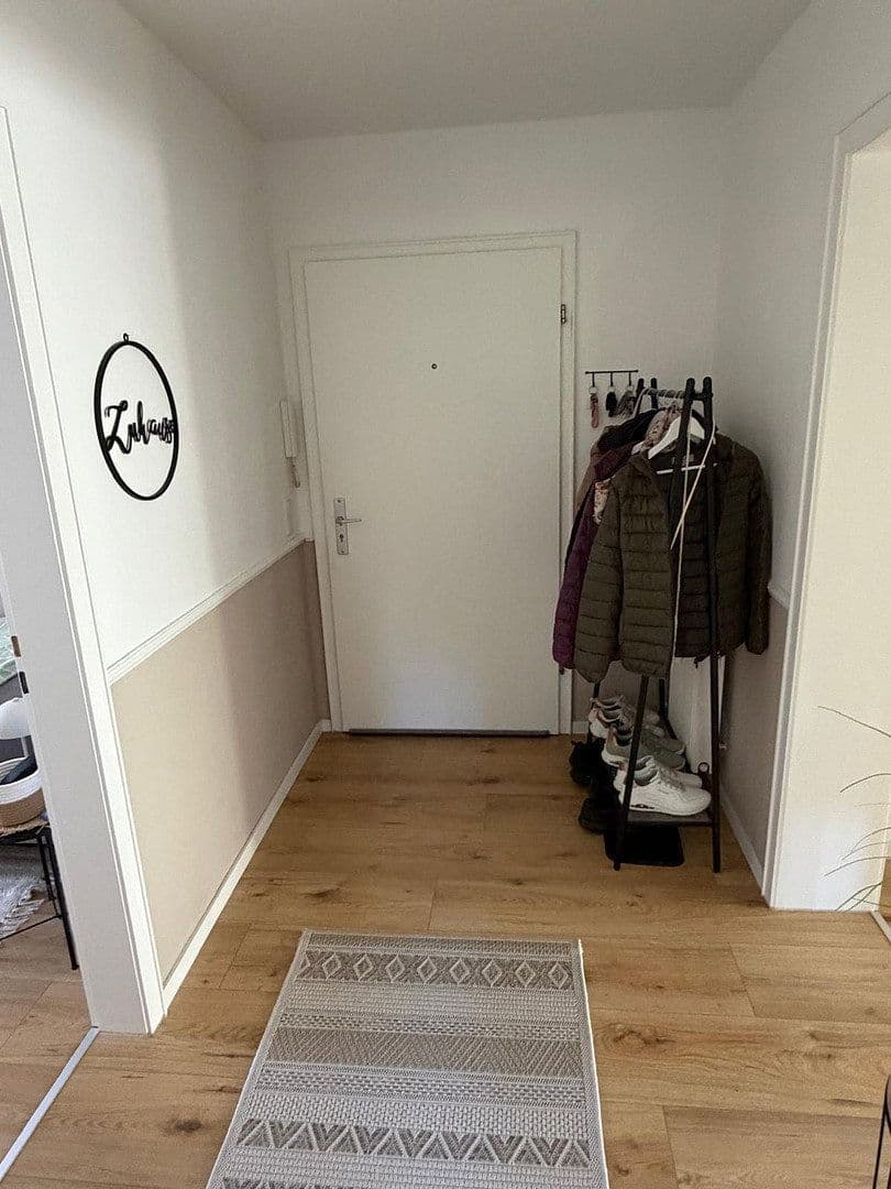 Pronájem bytu 3+1 81 m², Krefeld, Severní Porýní-Vestfálsko Pronájem bytu 3+1 81 m², Krefeld, Severní Porýní-Vestfálsko