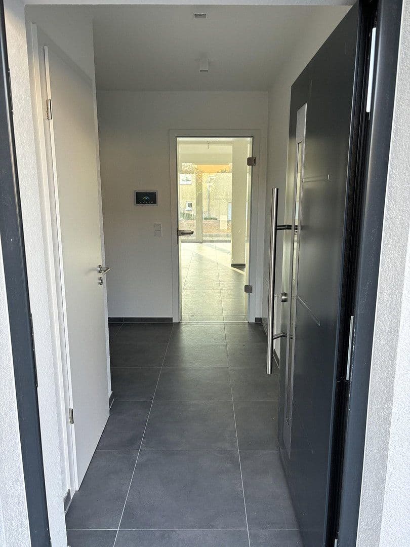 Prodej domu 128 m², pozemek 389 m², Höstchesflur 14b, Idar-Oberstein, Porýní-Falc Prodej domu 128 m², pozemek 389 m², Höstchesflur 14b, Idar-Oberstein, Porýní-Falc